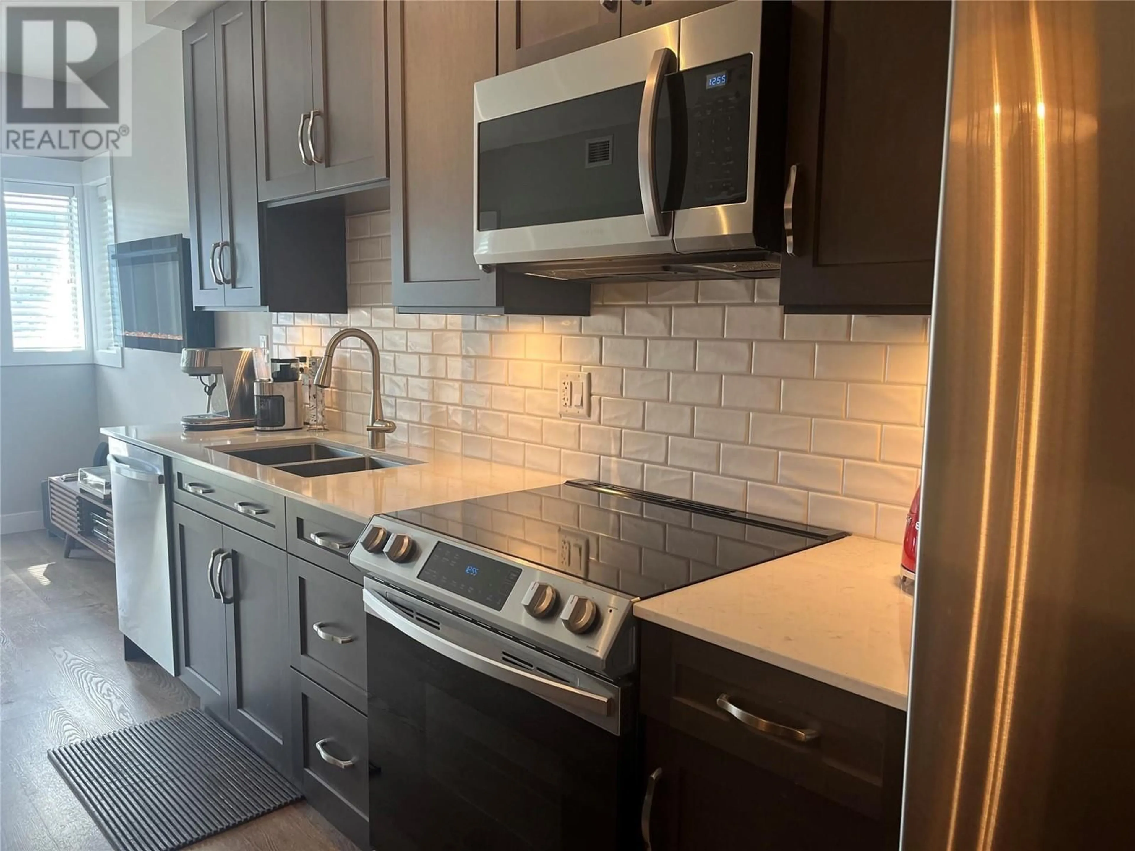 Standard kitchen, ceramic/tile floor for 2315 - 1030 TALASA WAY, Kamloops British Columbia V2H1R1