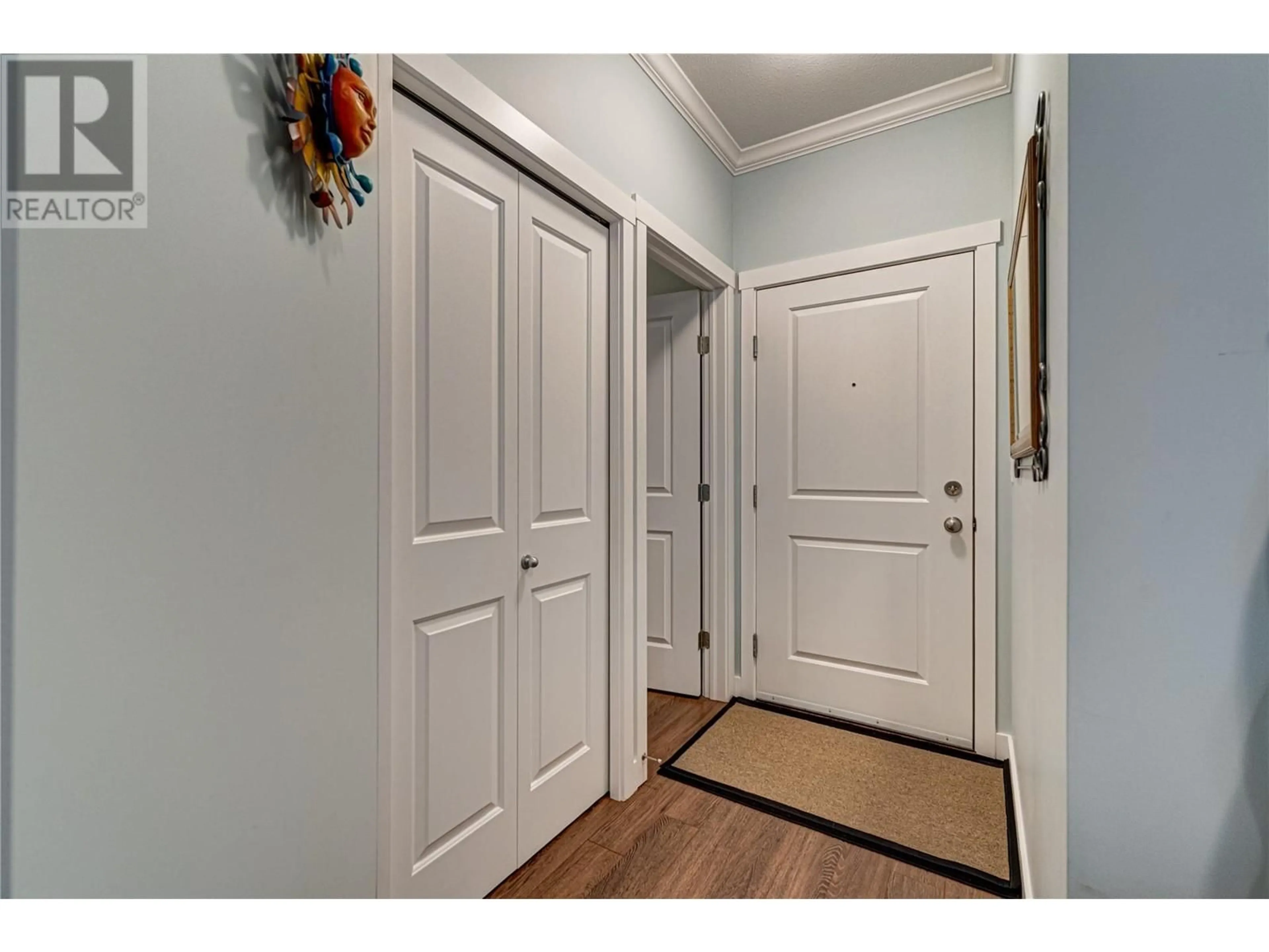 Indoor entryway for 101 - 1330 WHITEWOOD CRESCENT, Sparwood British Columbia V0B2G2