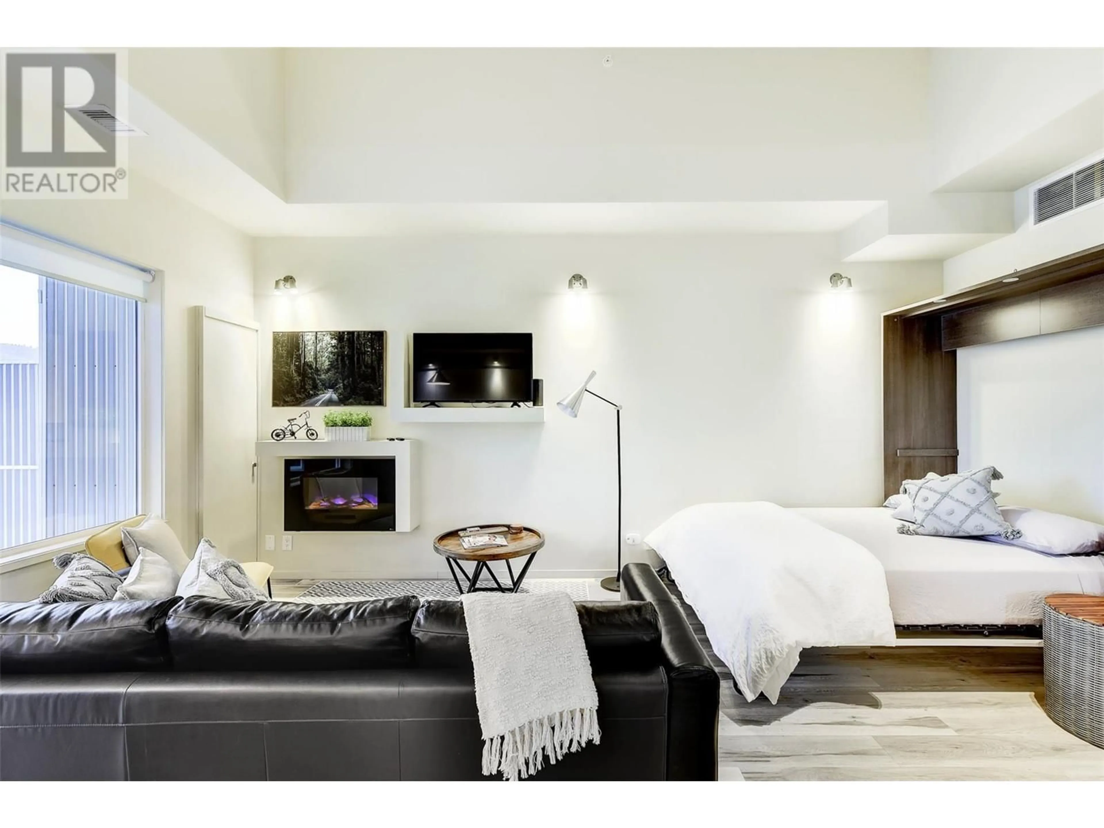 Home theater for 604 - 1350 ST PAUL STREET, Kelowna British Columbia V1Y2E1