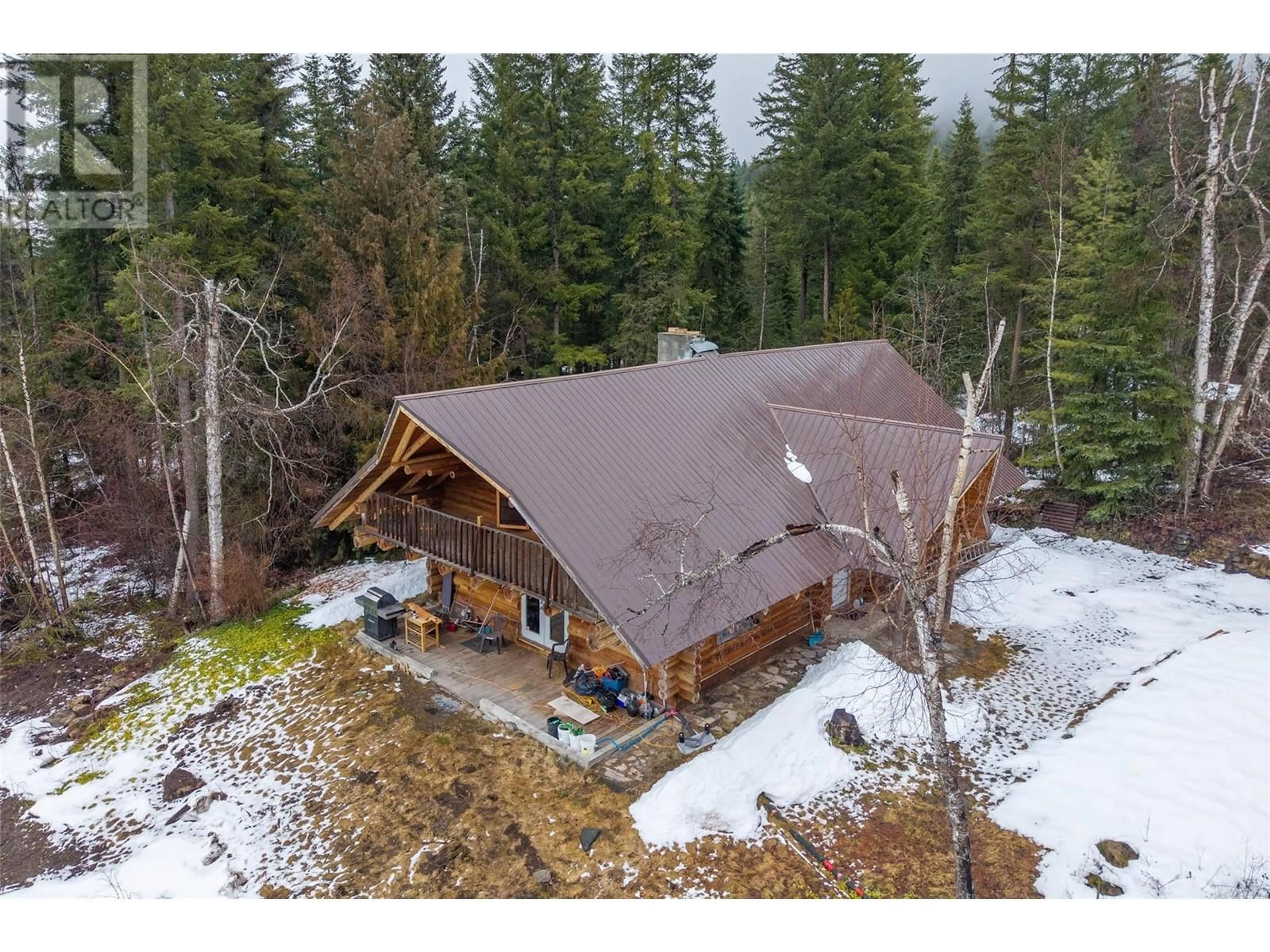 A pic from outside/outdoor area/front of a property/back of a property/a pic from drone, unknown for 1757 CHASE FALKLAND ROAD, Chase British Columbia v0e1m1