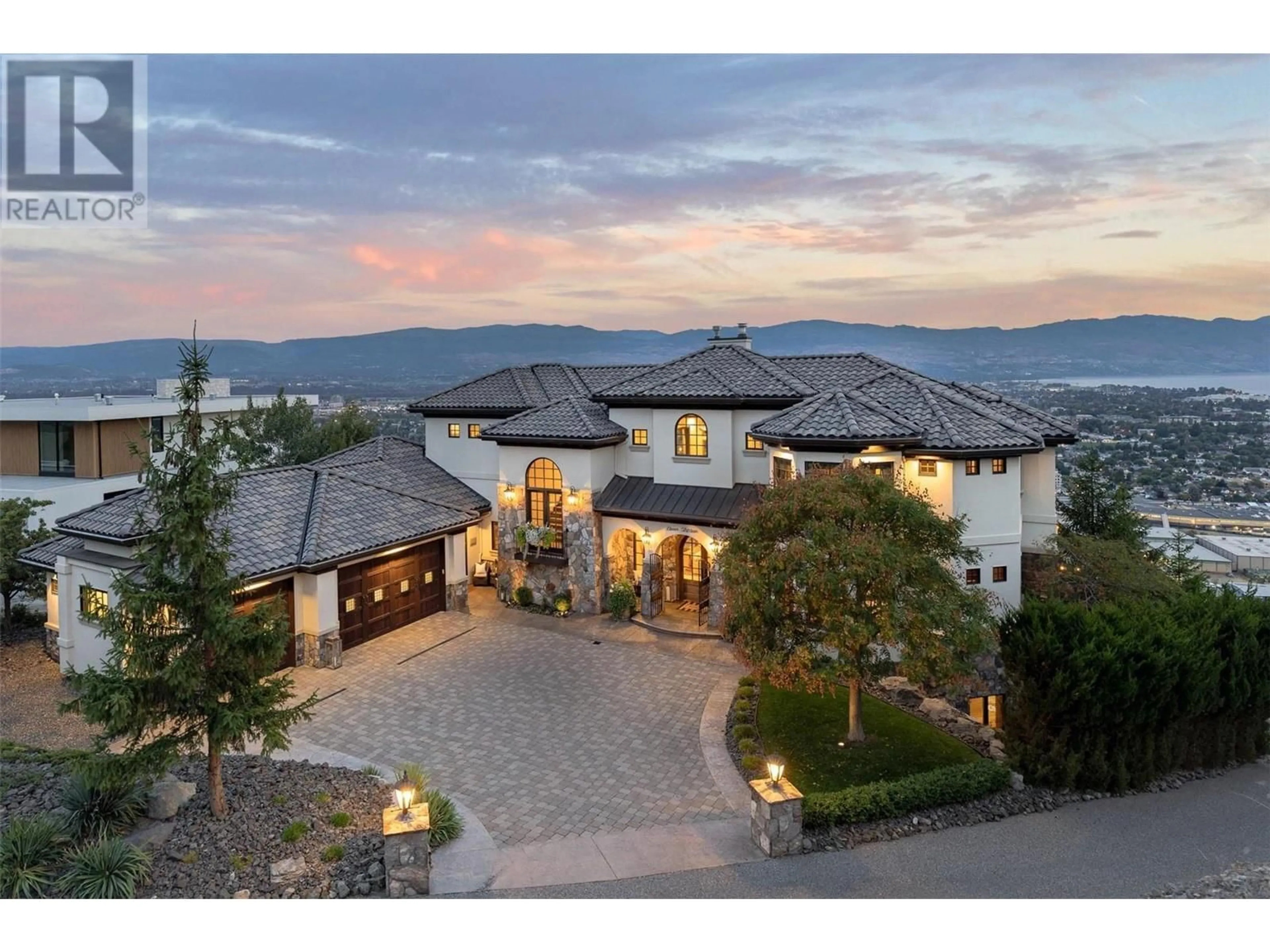 Unknown for 1113 PARKBLUFF LANE, Kelowna British Columbia V1V2Y3