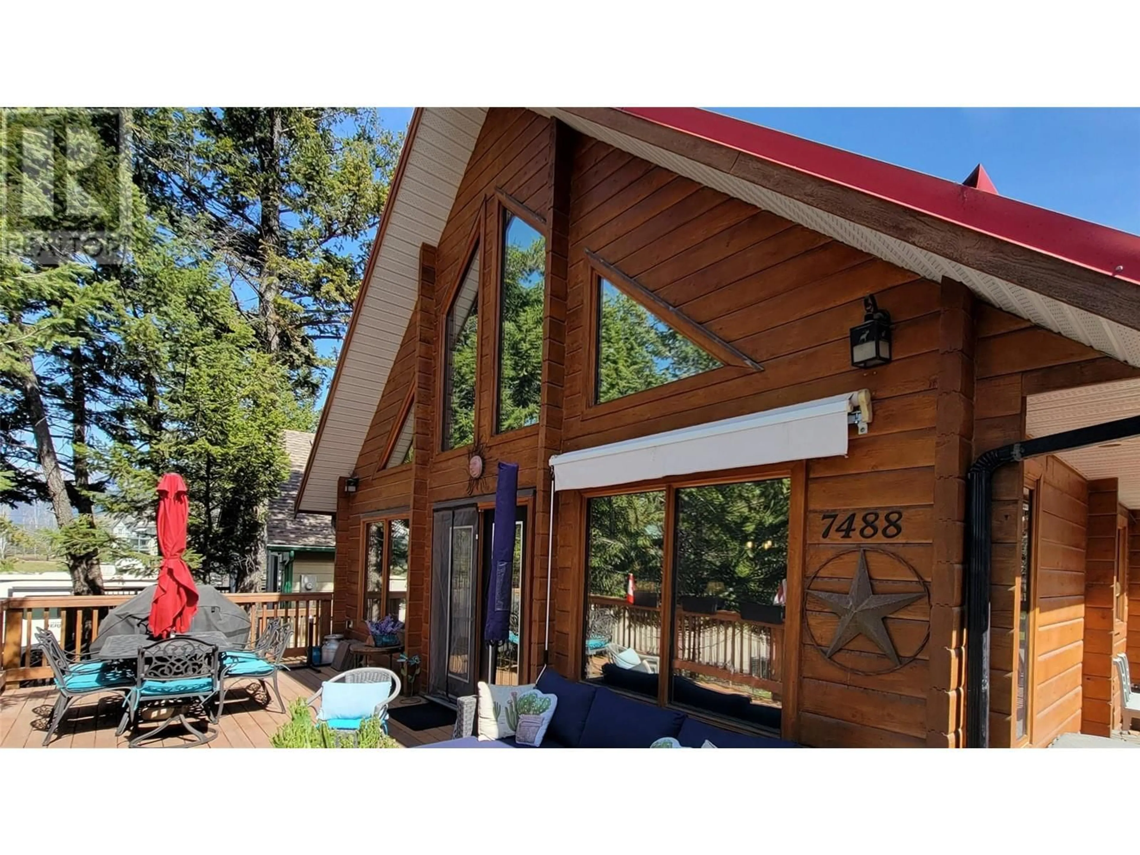 Patio, mountain view for 7488 PINE CONE LANE, Radium Hot Springs British Columbia V0A1M0