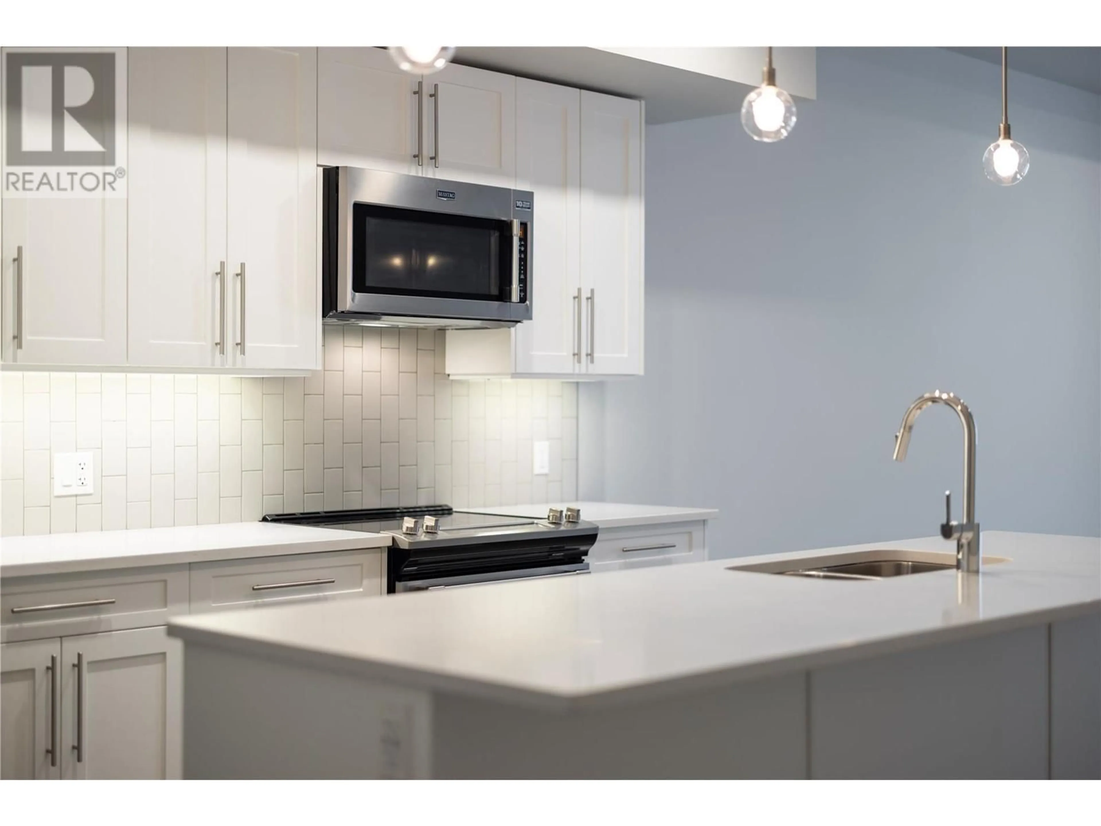 Standard kitchen, unknown for 501 - 3638 MISSION SPRINGS DRIVE, Kelowna British Columbia V1W0B3