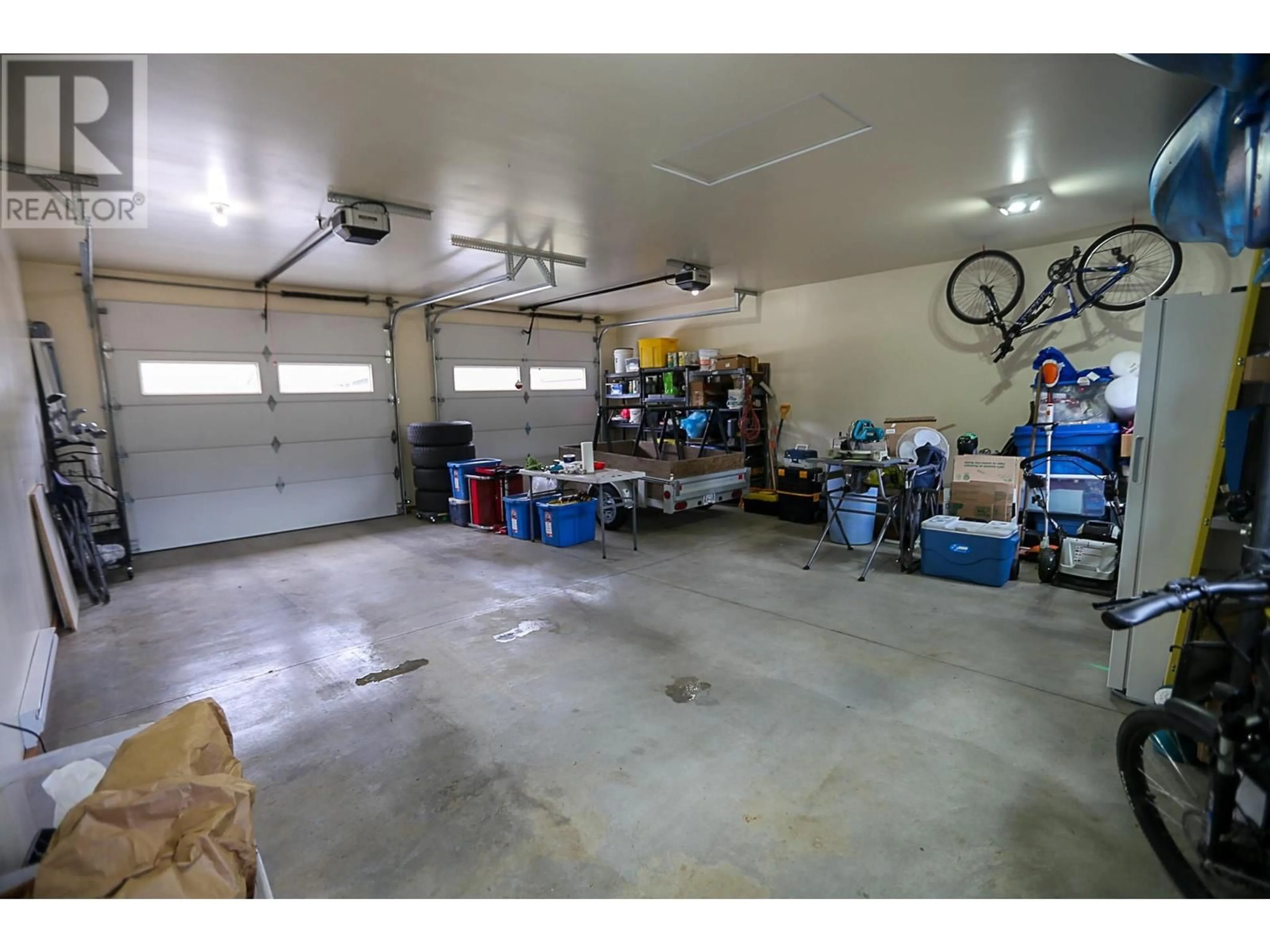 Indoor garage for 440 SISKA DRIVE, Barriere British Columbia V0E1E0