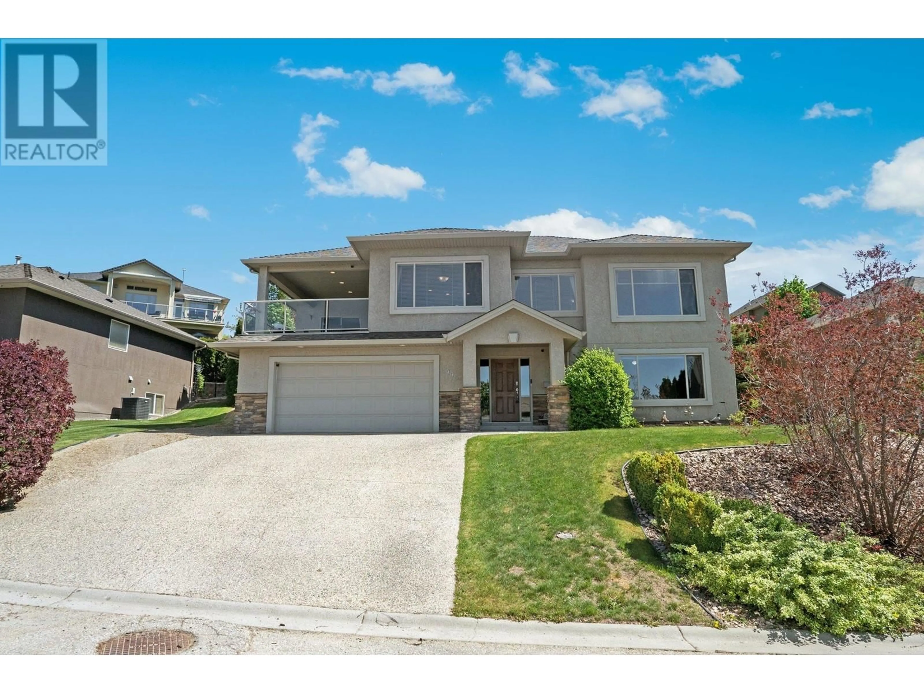 Home with vinyl exterior material, street for 2995 VALENTINO COURT, Kelowna British Columbia V1V2S3