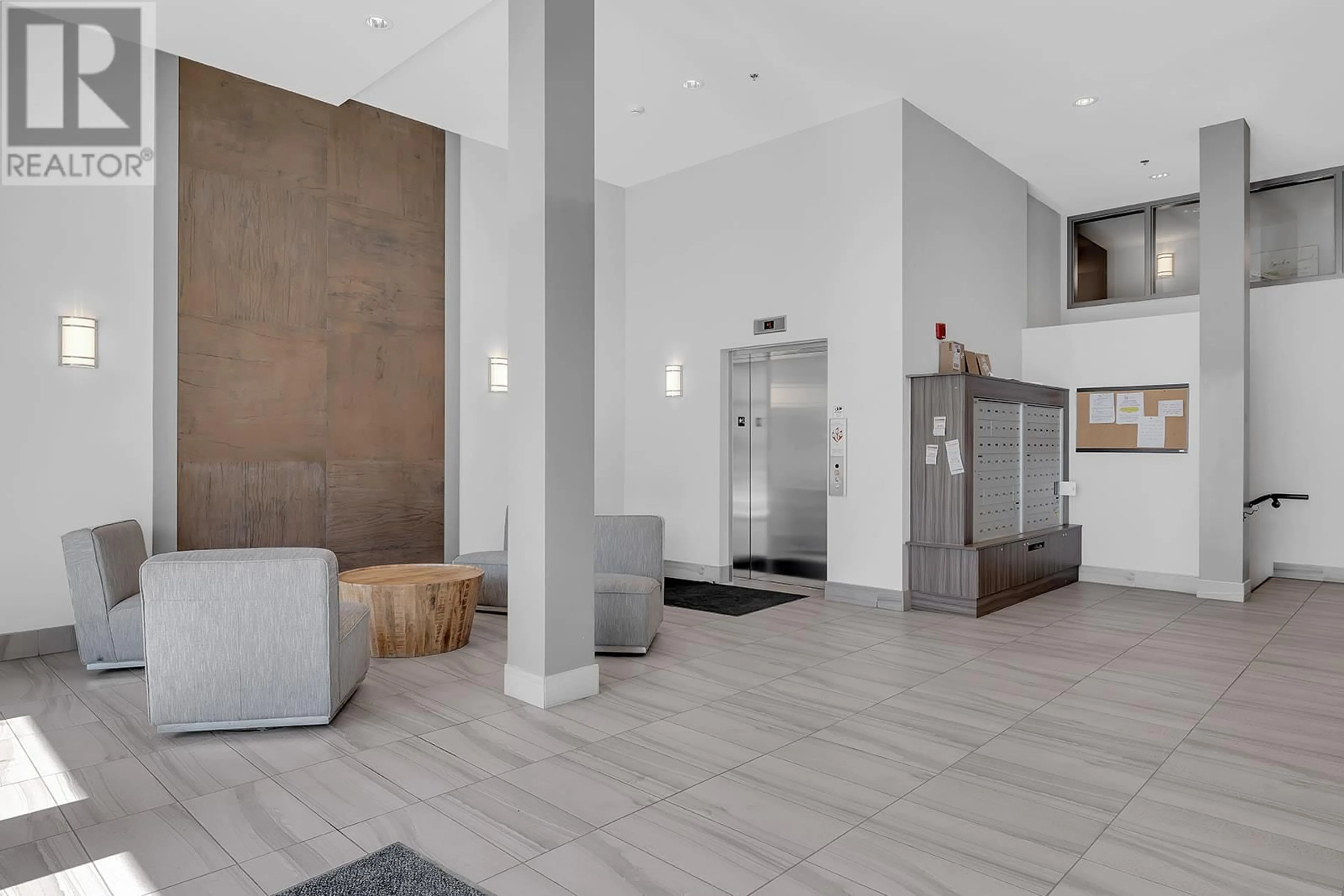 Indoor foyer for 208 - 775 ACADEMY WAY, Kelowna British Columbia V1V0A5