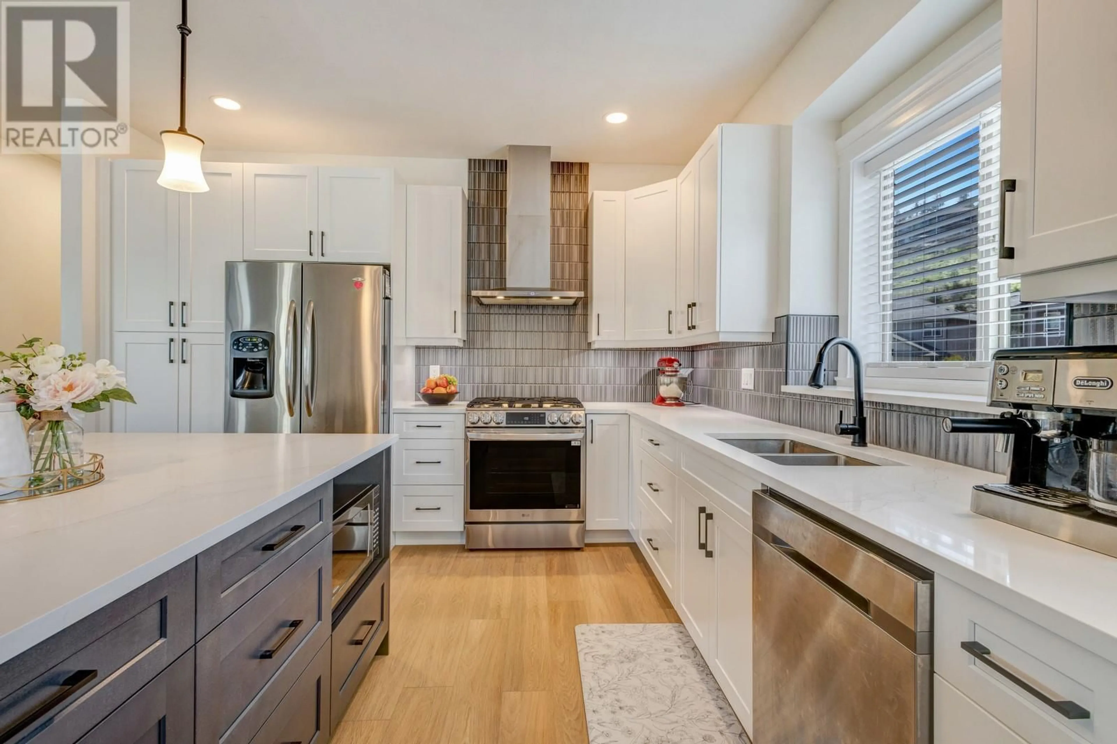 Contemporary kitchen, ceramic/tile floor for 2894 AUBURN ROAD, West Kelowna British Columbia V4T3B3