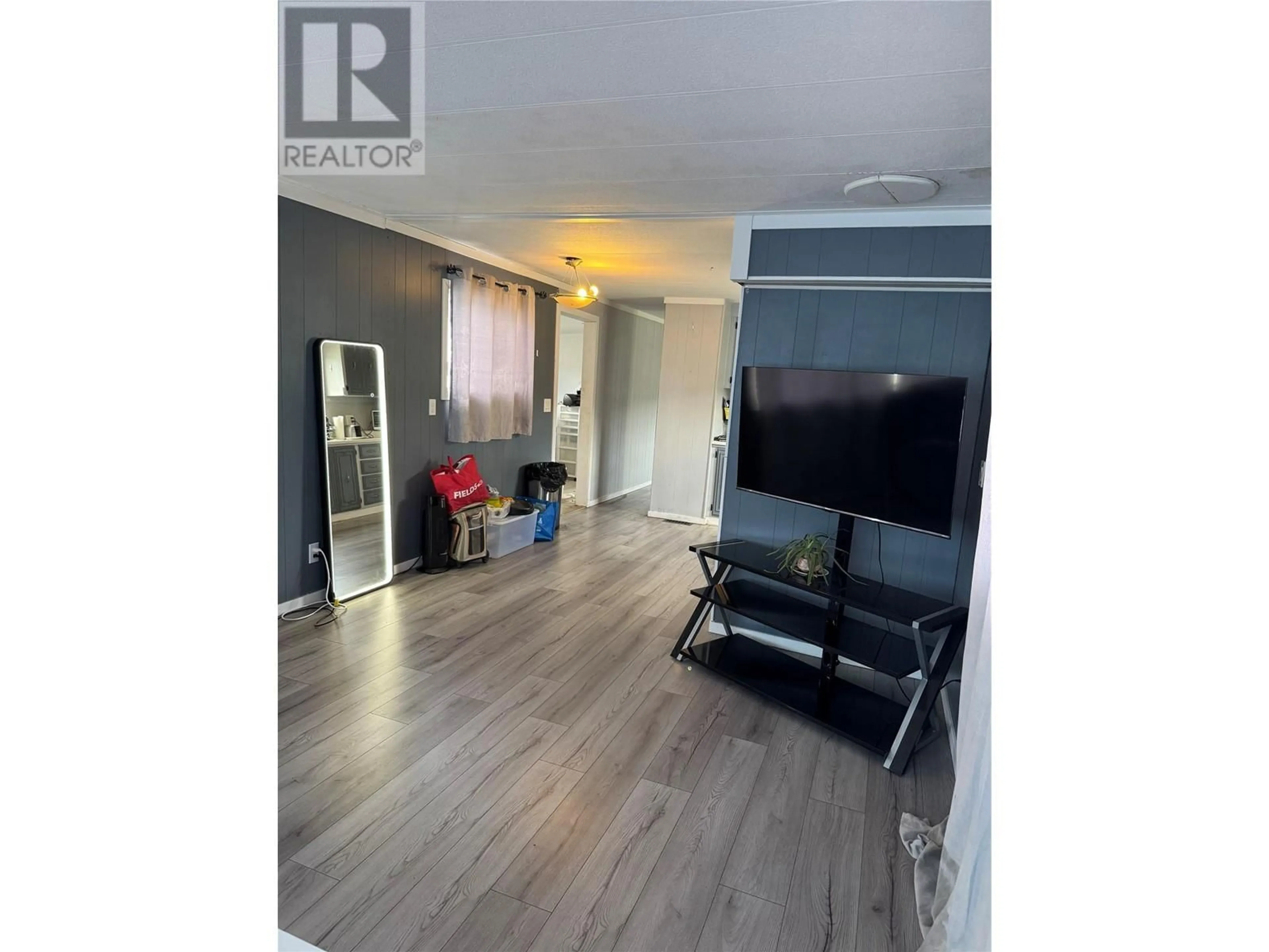 A pic of a room for 210 - 1175 ROSE HILL ROAD, Kamloops British Columbia V2E1G9