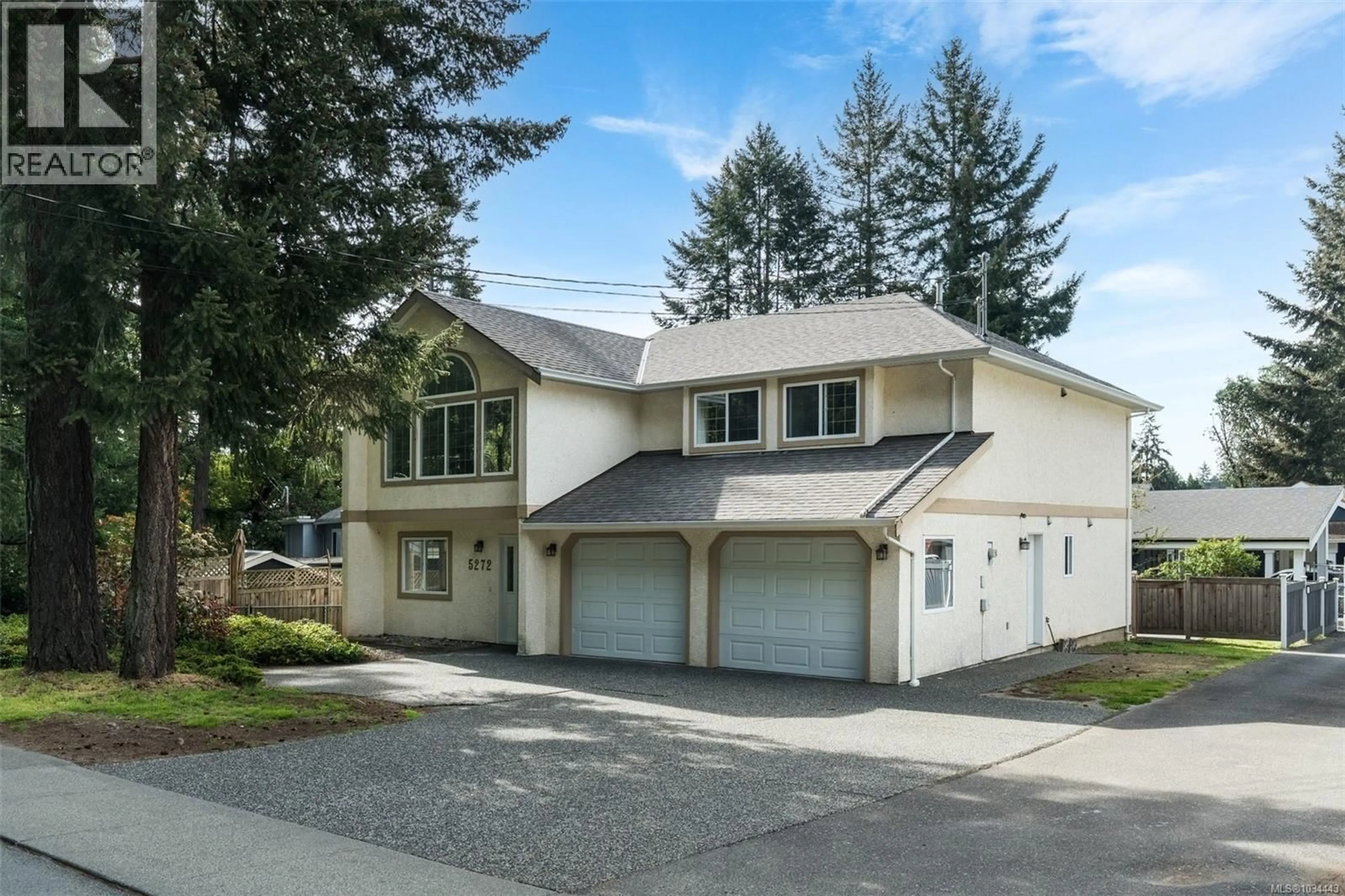 Home with vinyl exterior material, street for 5272 CORDOVA BAY ROAD, Saanich British Columbia V8Y2L4