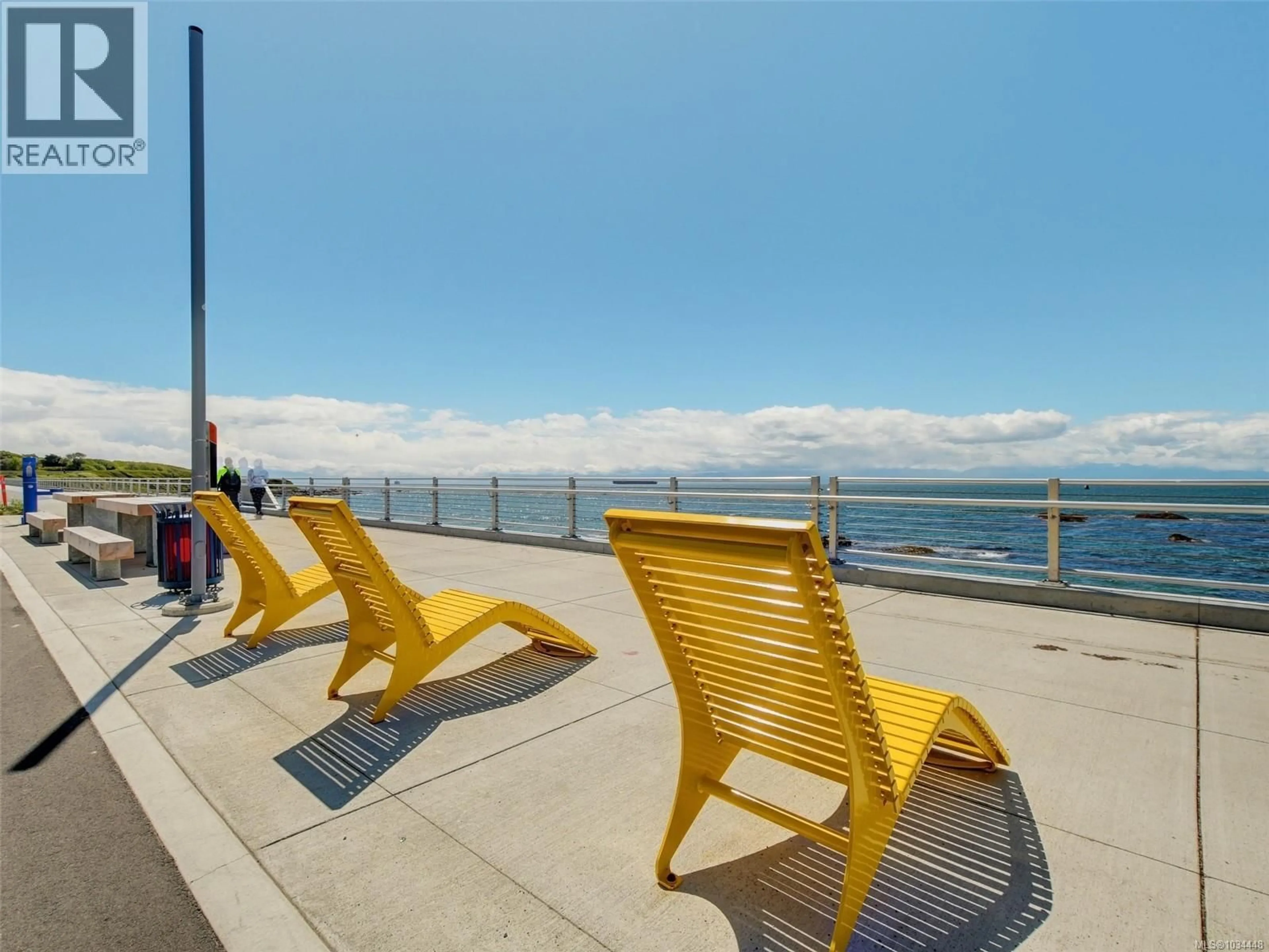 Patio, water/lake/river/ocean view for 10 - 50 DALLAS ROAD, Victoria British Columbia V8V1A2