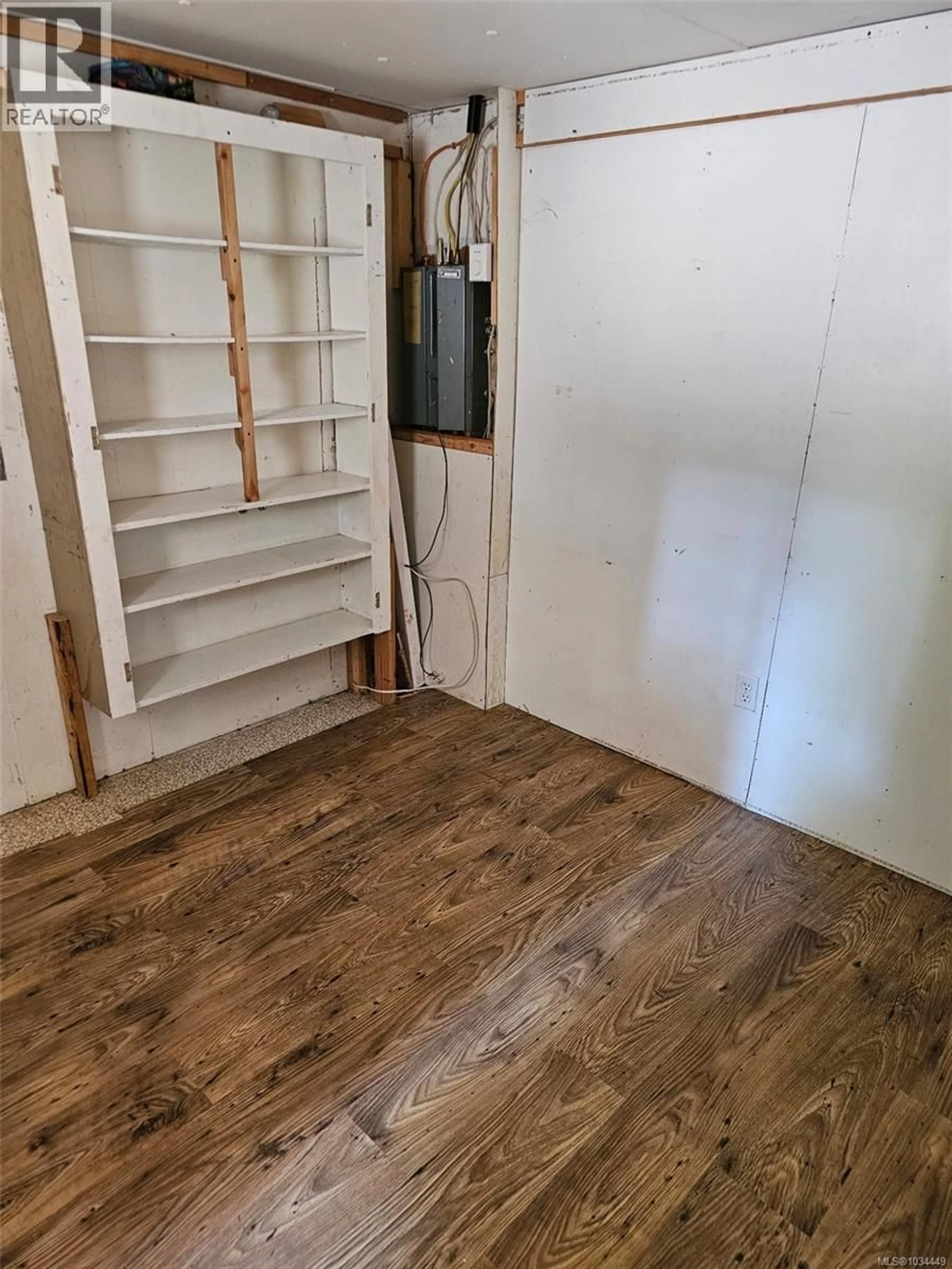 A pic of a room for 10 - 5659 TOMSWOOD ROAD, Port Alberni British Columbia V9Y8V8