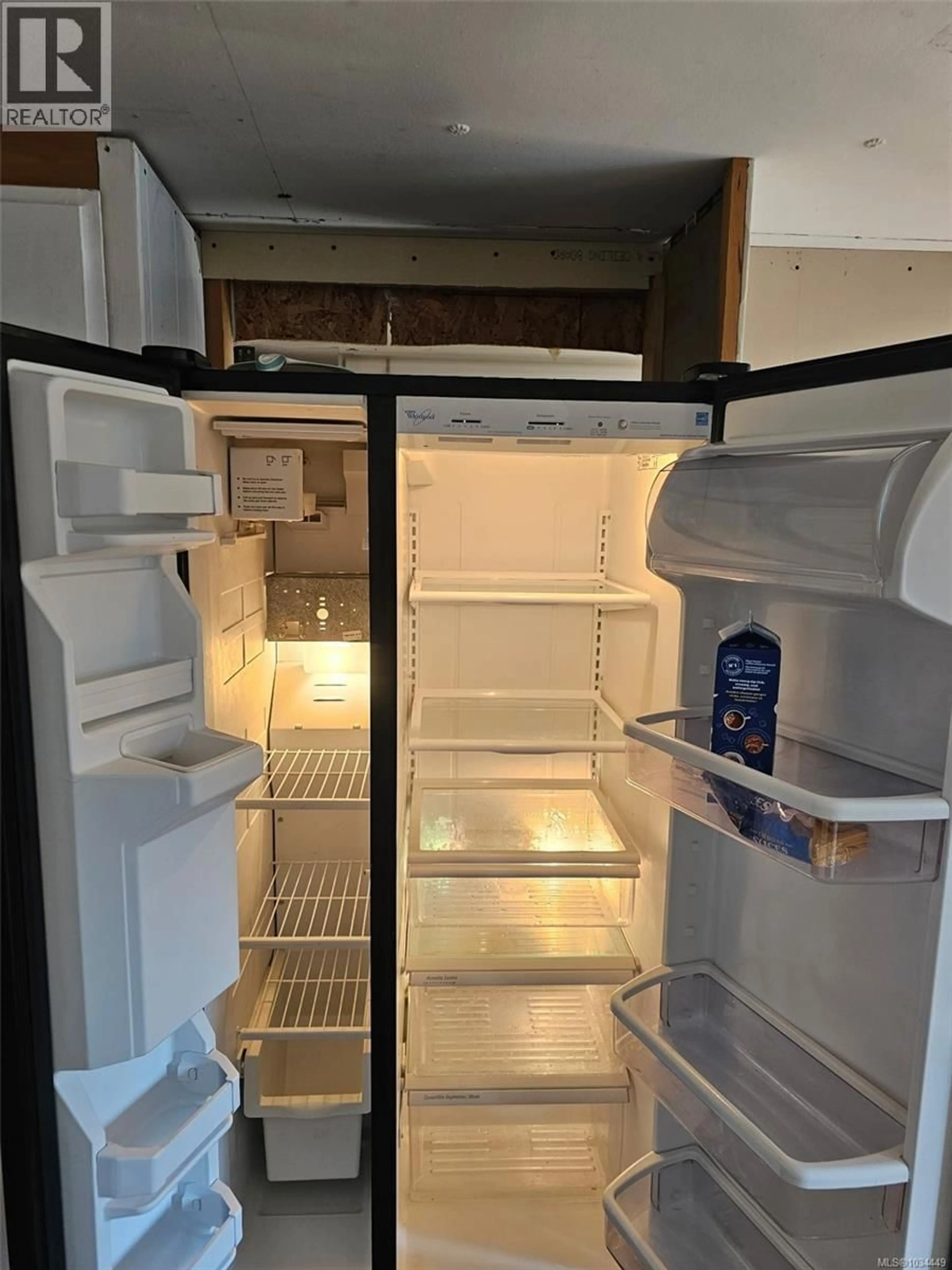 Standard kitchen, unknown for 10 - 5659 TOMSWOOD ROAD, Port Alberni British Columbia V9Y8V8