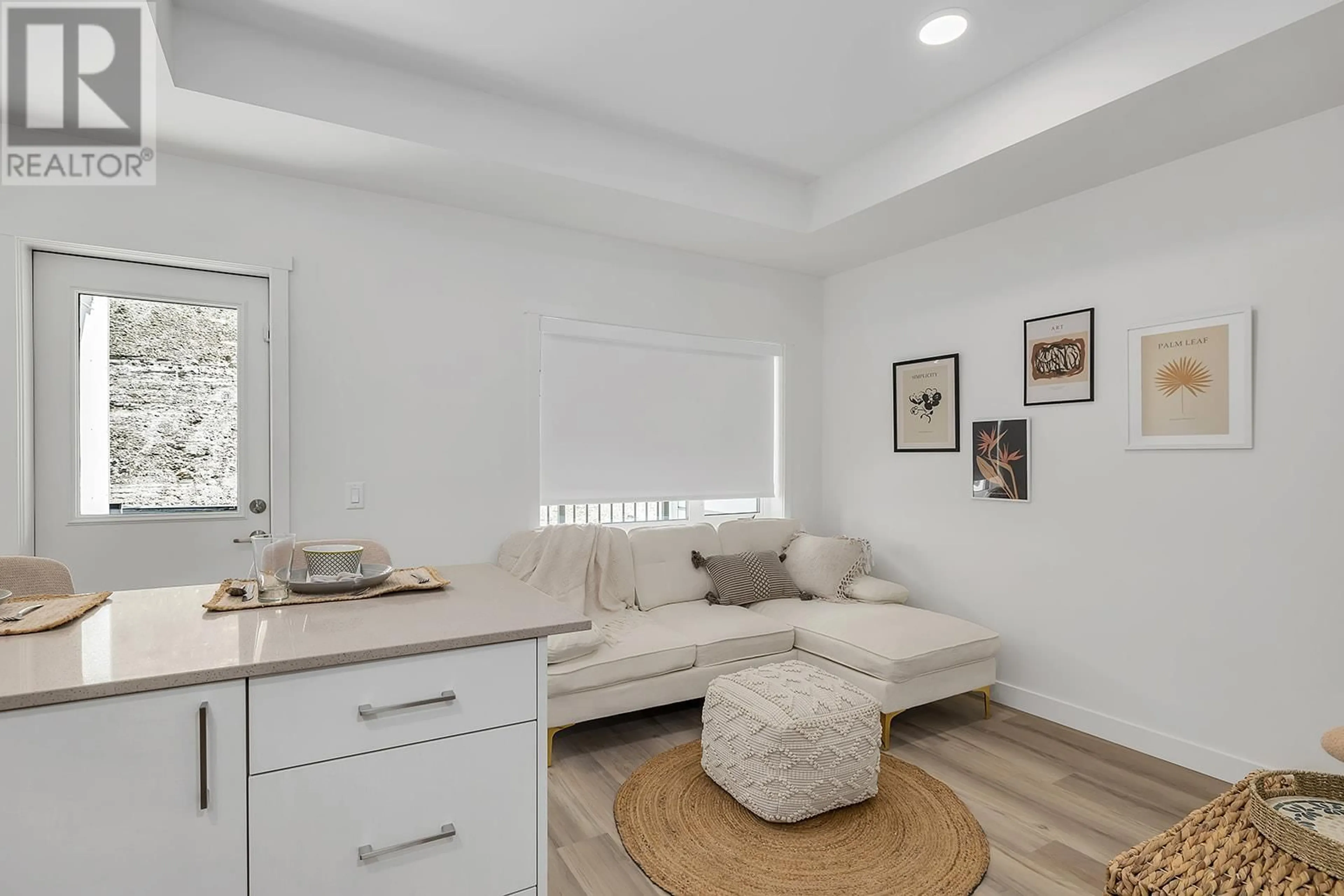 A pic of a room for 204 - 1111 FROST ROAD, Kelowna British Columbia V1W0G8