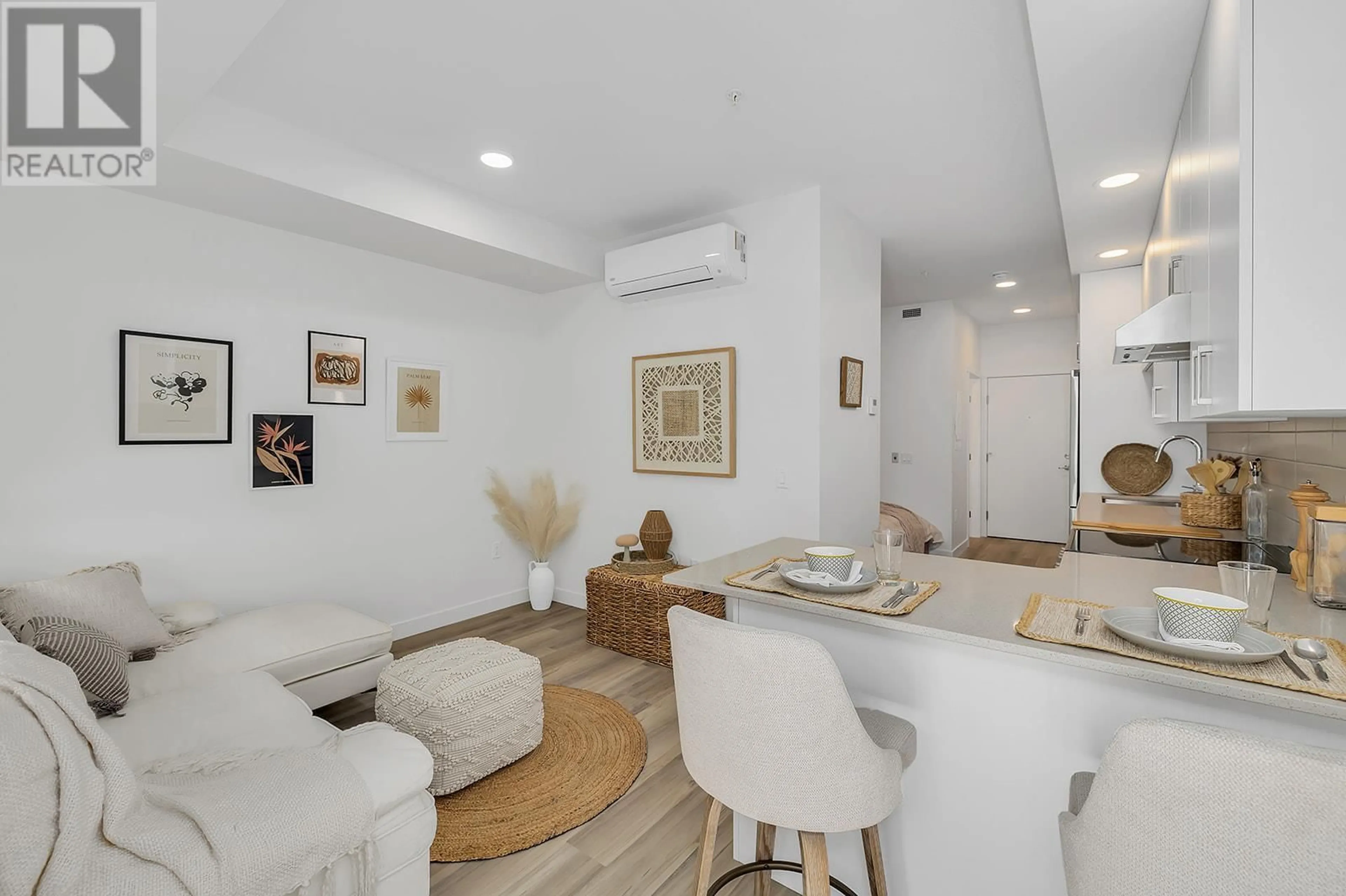 Unknown for 204 - 1111 FROST ROAD, Kelowna British Columbia V1W0G8