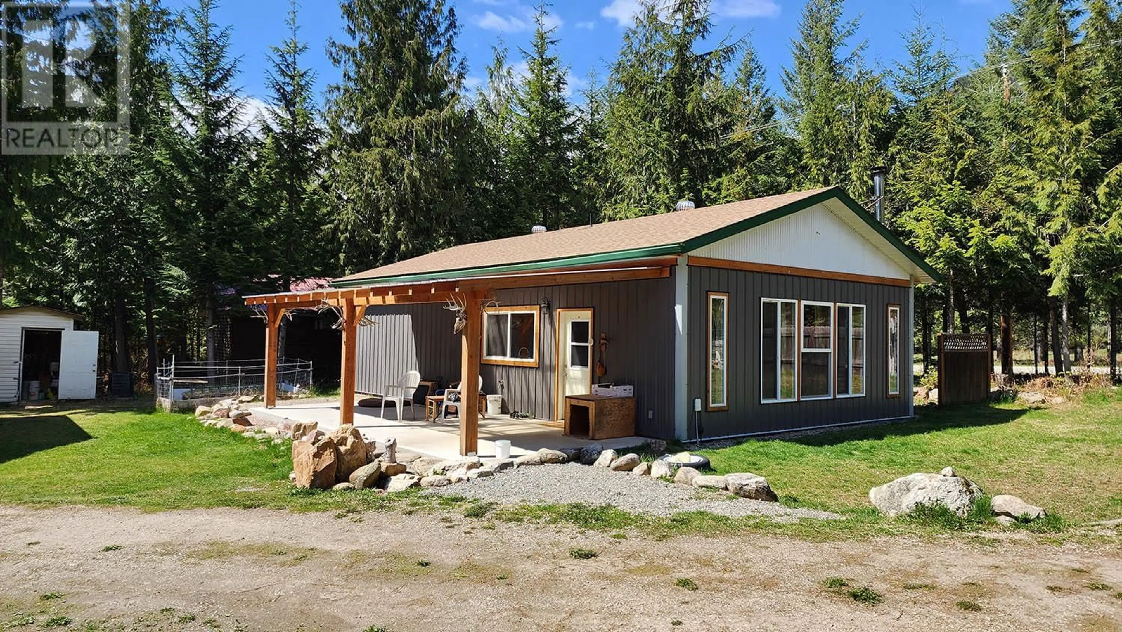 Unknown for 16424 WADDS ROAD, Crawford Bay British Columbia V0B1E0