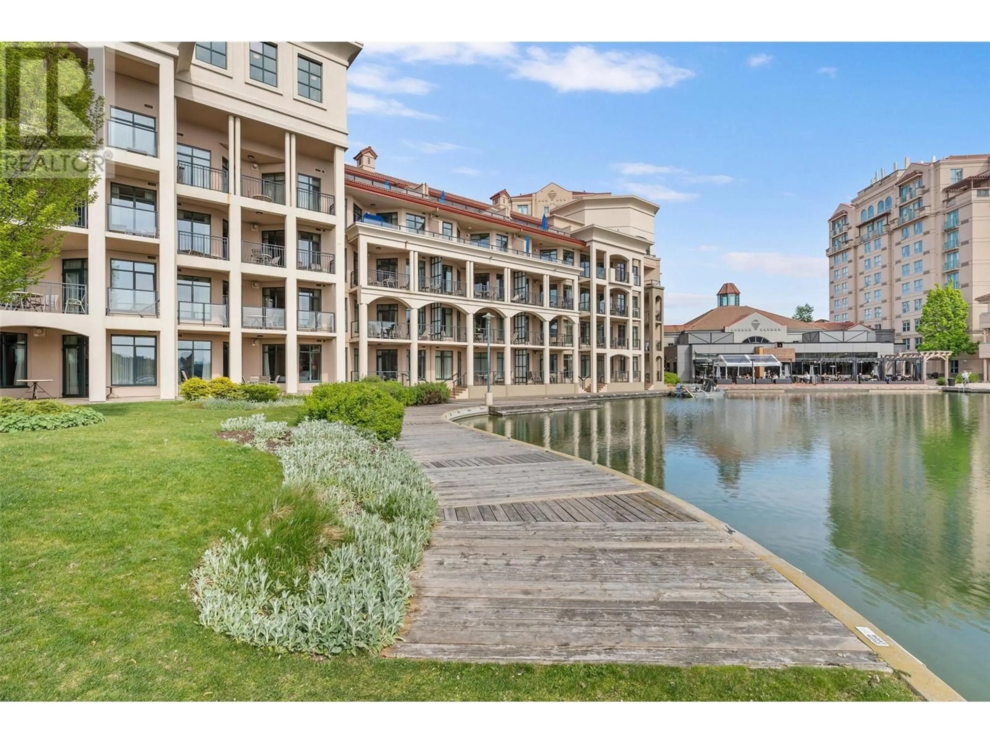 Patio, water/lake/river/ocean view for 156 - 1288 WATER STREET, Kelowna British Columbia V1Y9P4