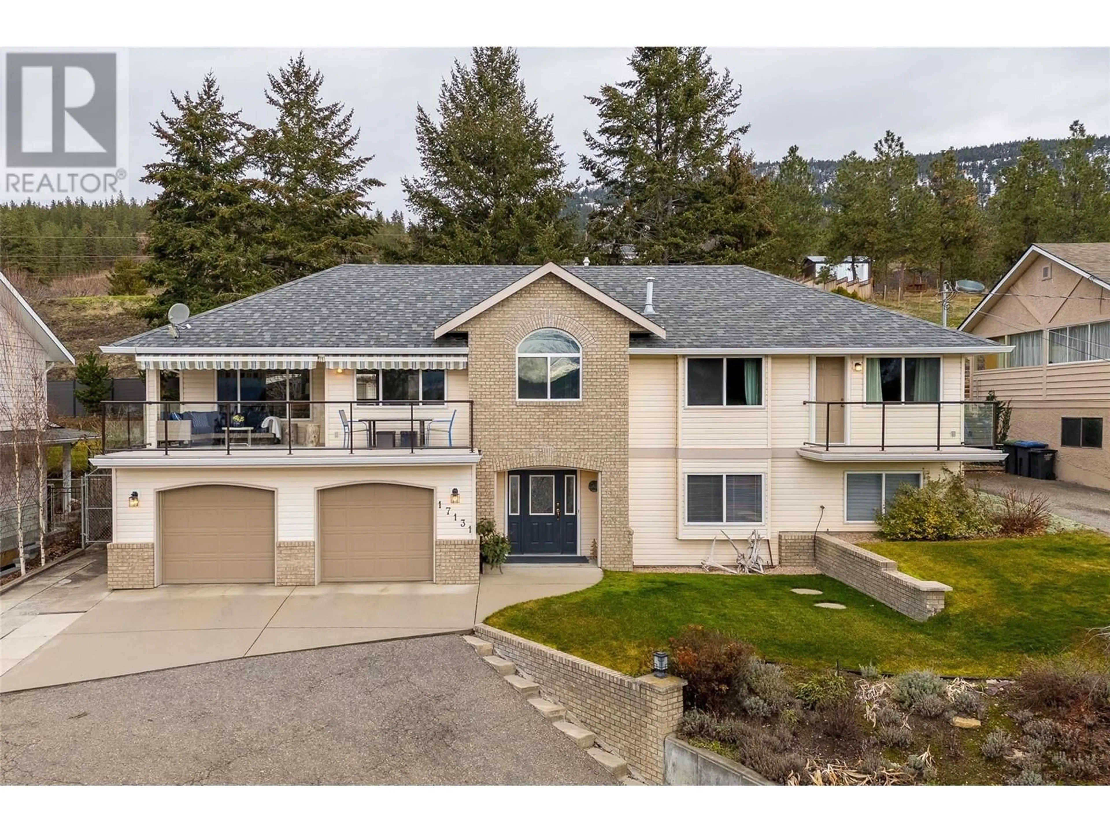 A pic from outside/outdoor area/front of a property/back of a property/a pic from drone, unknown for 17131 CORAL BEACH ROAD, Lake Country British Columbia V4V1B9