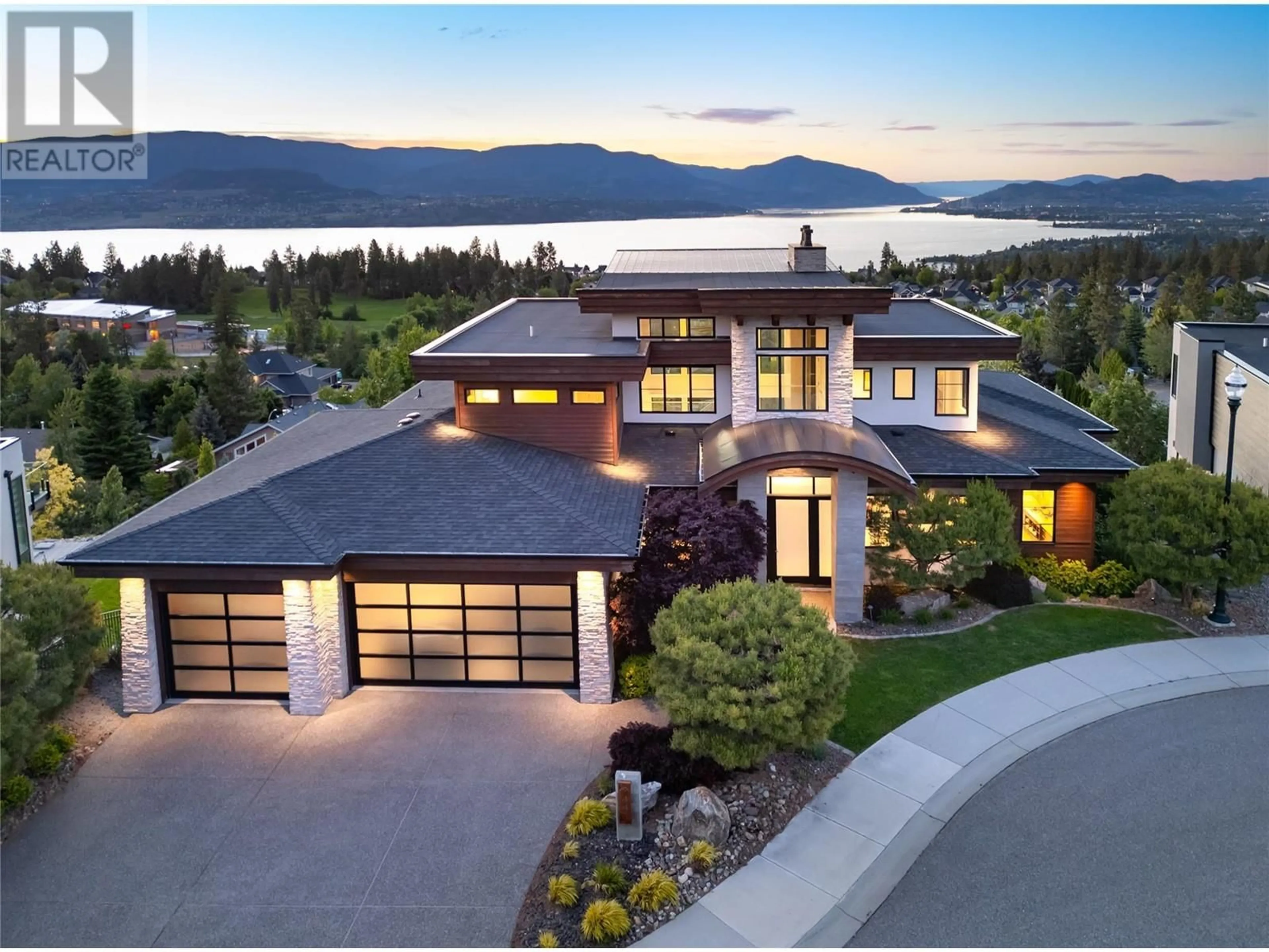 Home with brick exterior material, water/lake/river/ocean view for 447 SWAN DRIVE, Kelowna British Columbia V1W5L9