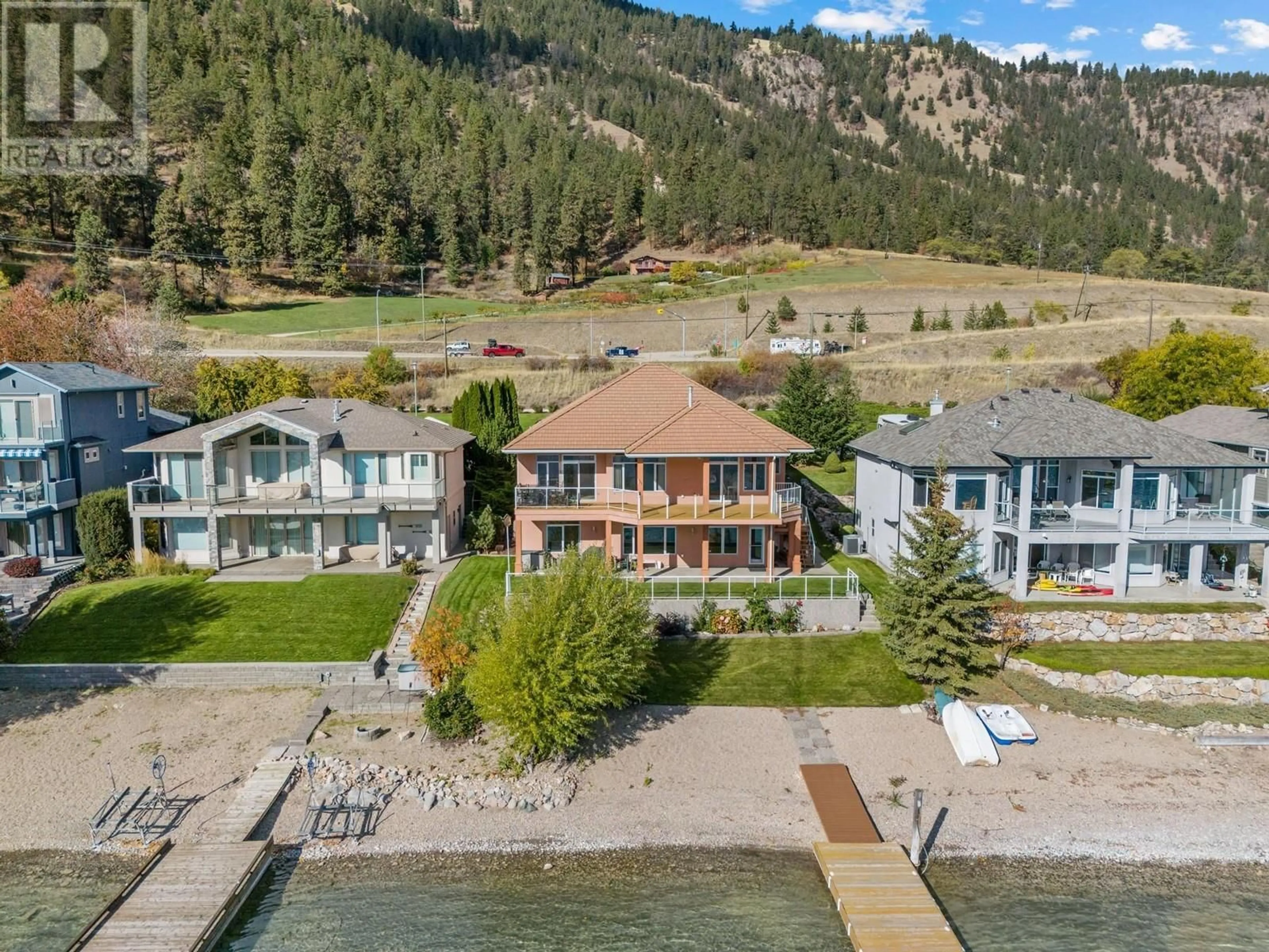 A pic from outside/outdoor area/front of a property/back of a property/a pic from drone, water/lake/river/ocean view for 3 - 17211 THOMSON ROAD, Lake Country British Columbia V4V2K3