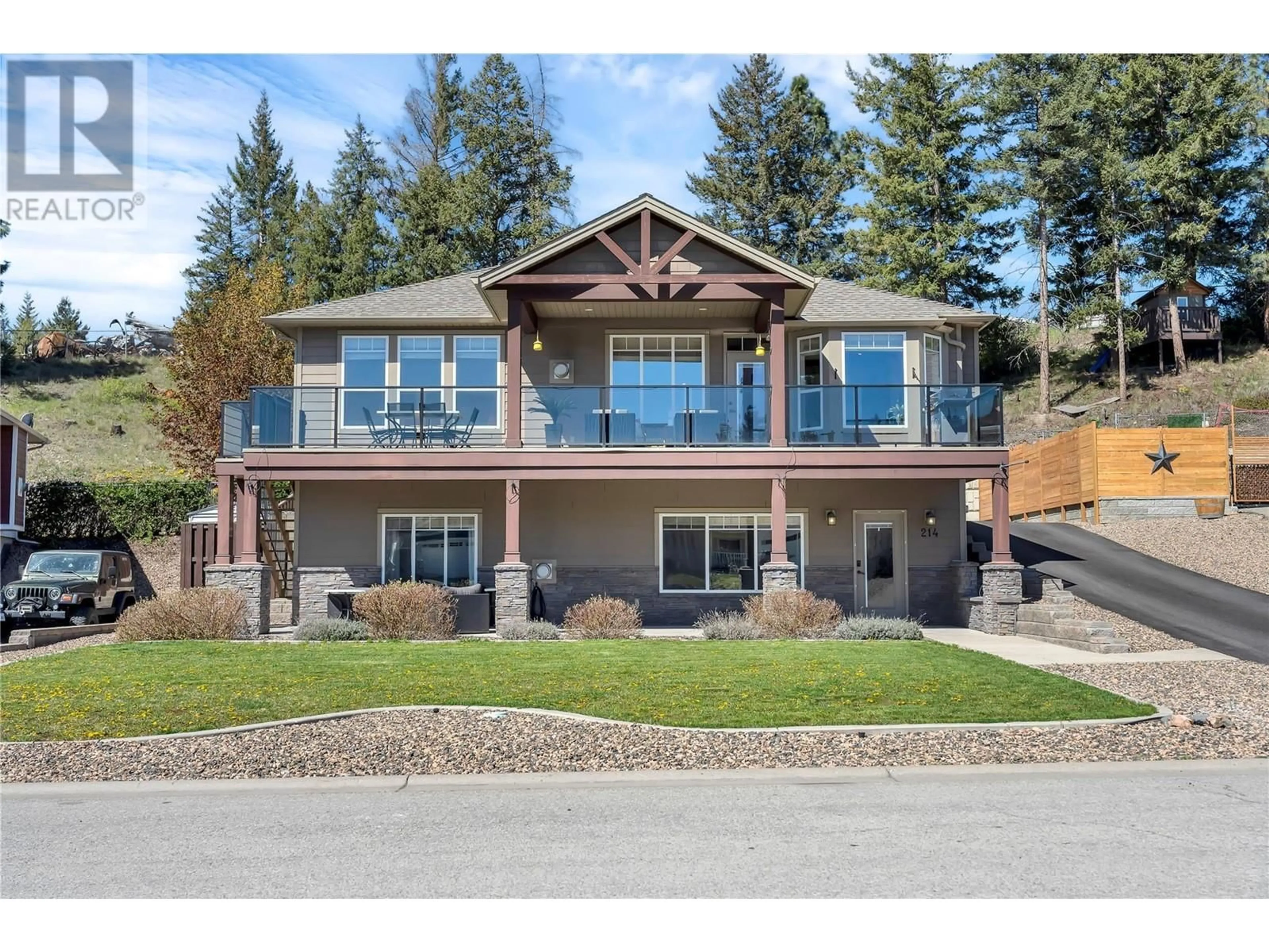 Home with vinyl exterior material, mountain view for 214 WESTRIDGE COURT, Princeton British Columbia V0X1W0