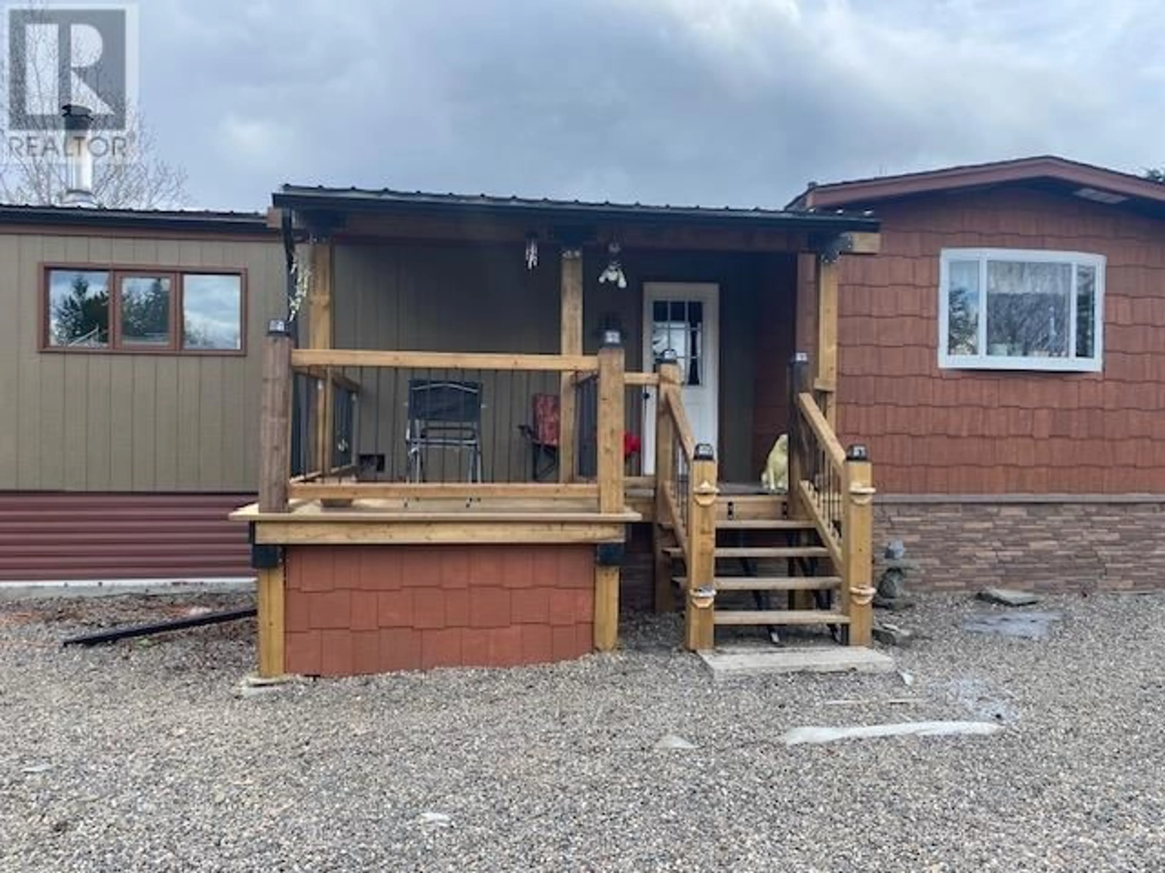 A pic from outside/outdoor area/front of a property/back of a property/a pic from drone, building for 2658 CLARK DRIVE, Chetwynd British Columbia V0C1J0