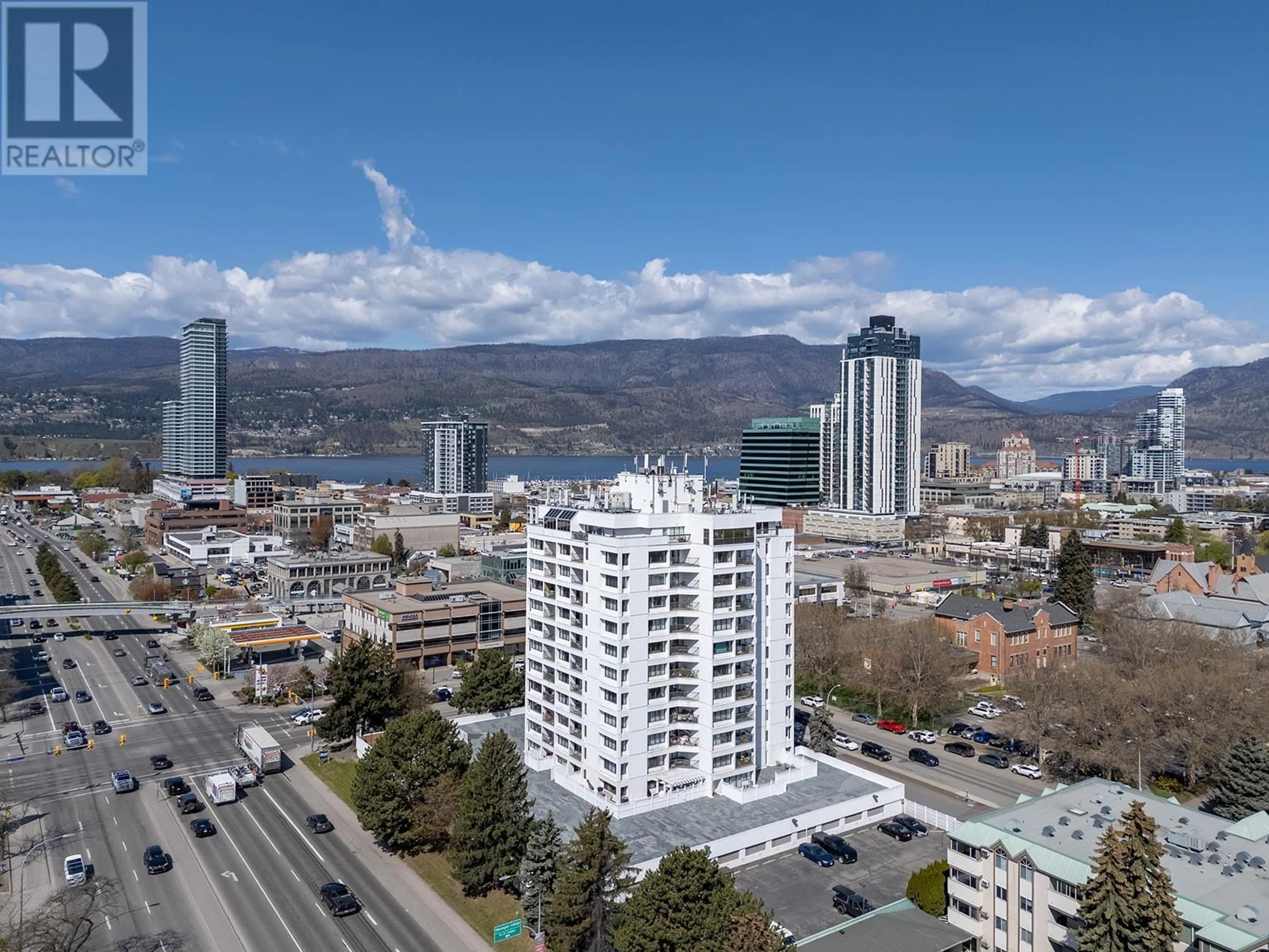 A pic from outside/outdoor area/front of a property/back of a property/a pic from drone, city buildings view from balcony for 1403 - 737 LEON AVENUE, Kelowna British Columbia V1Y8L6