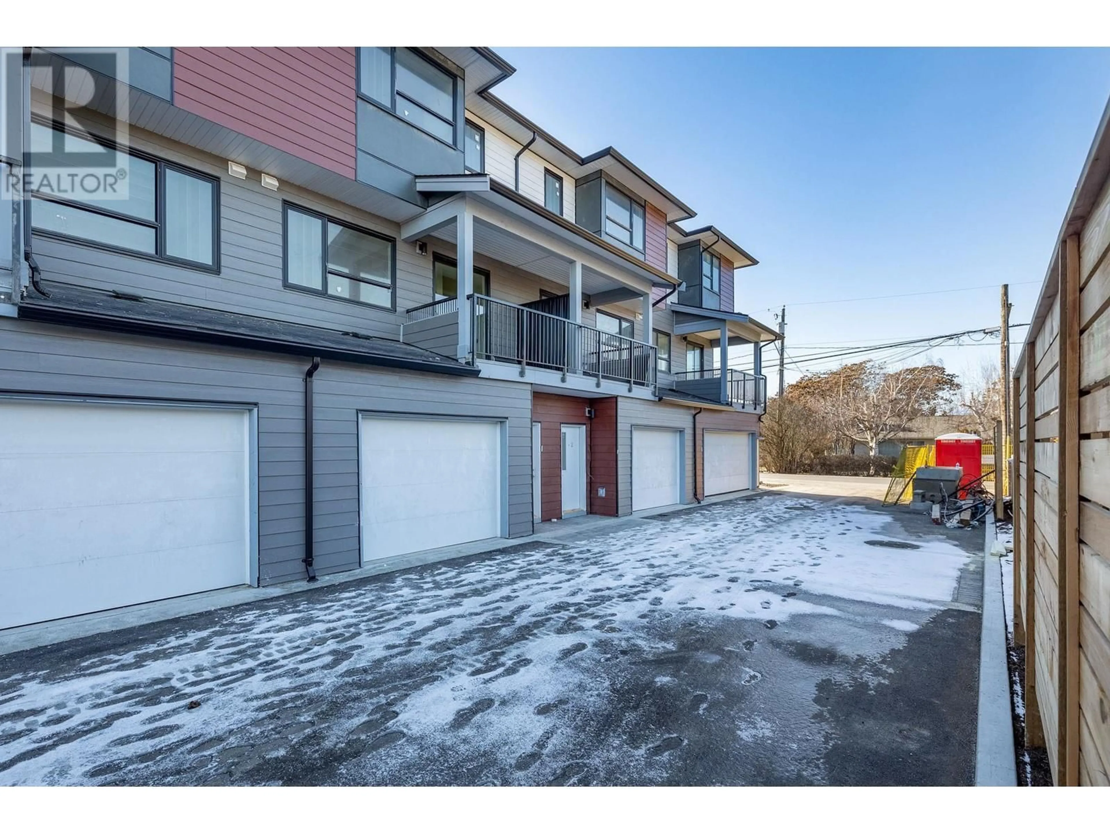 A pic from outside/outdoor area/front of a property/back of a property/a pic from drone, street for 8 - 235 TAYLOR ROAD, Kelowna British Columbia V1X4G1