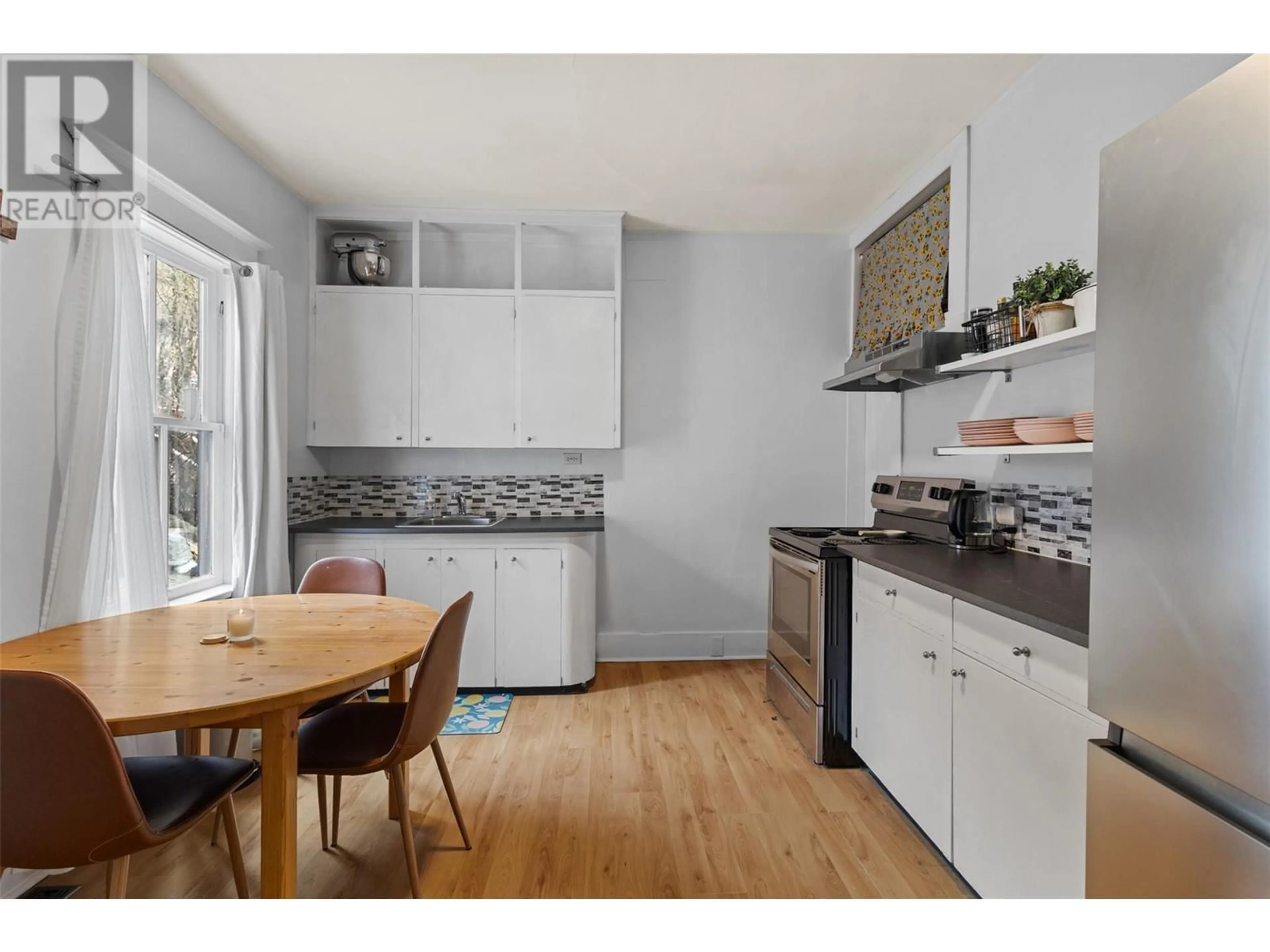 Standard kitchen, wood/laminate floor for 342 ST PAUL STREET WEST, Kamloops British Columbia V2C1G4