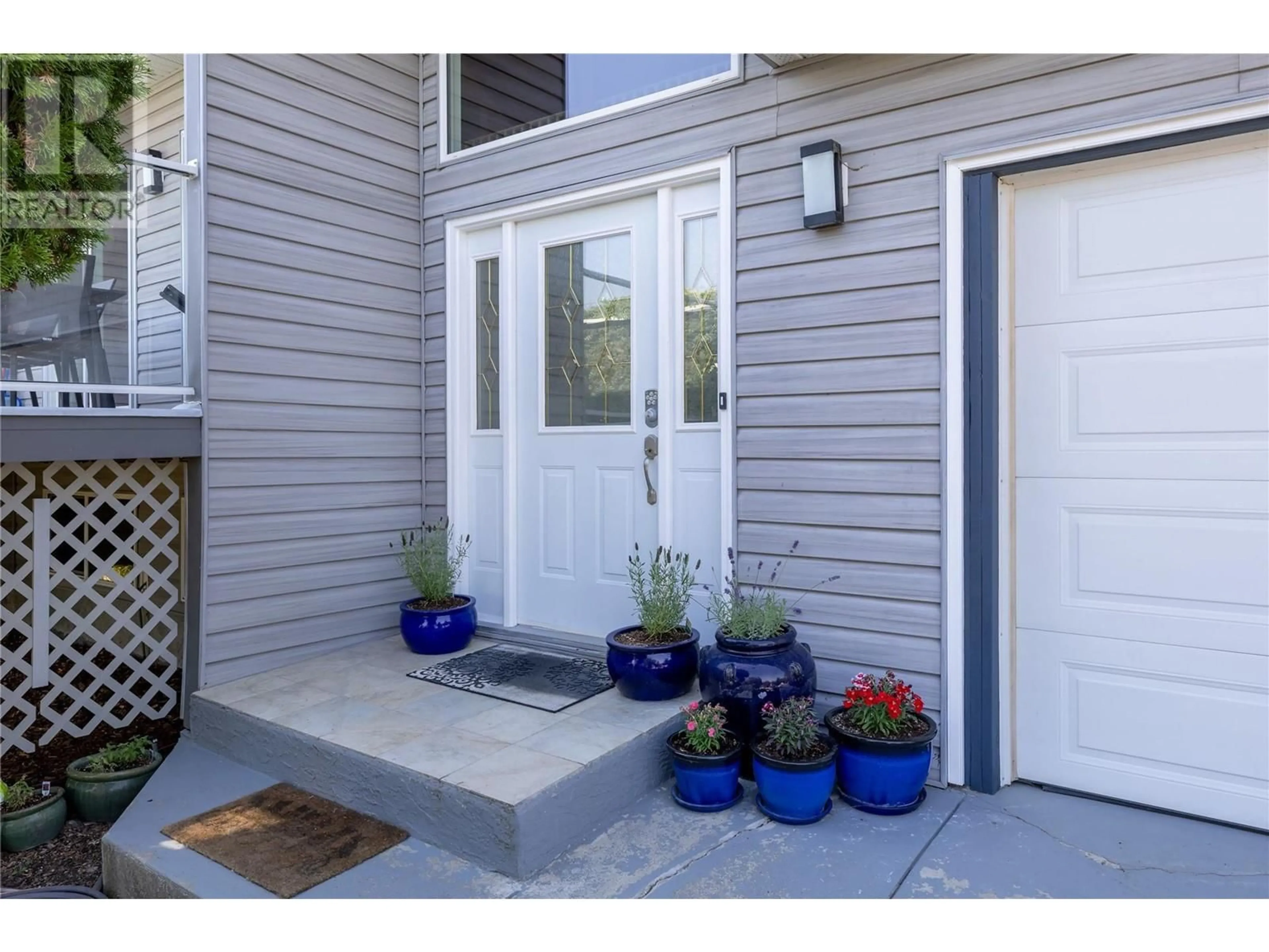 Indoor entryway for 3964 ANGUS DRIVE, West Kelowna British Columbia V4T2K1