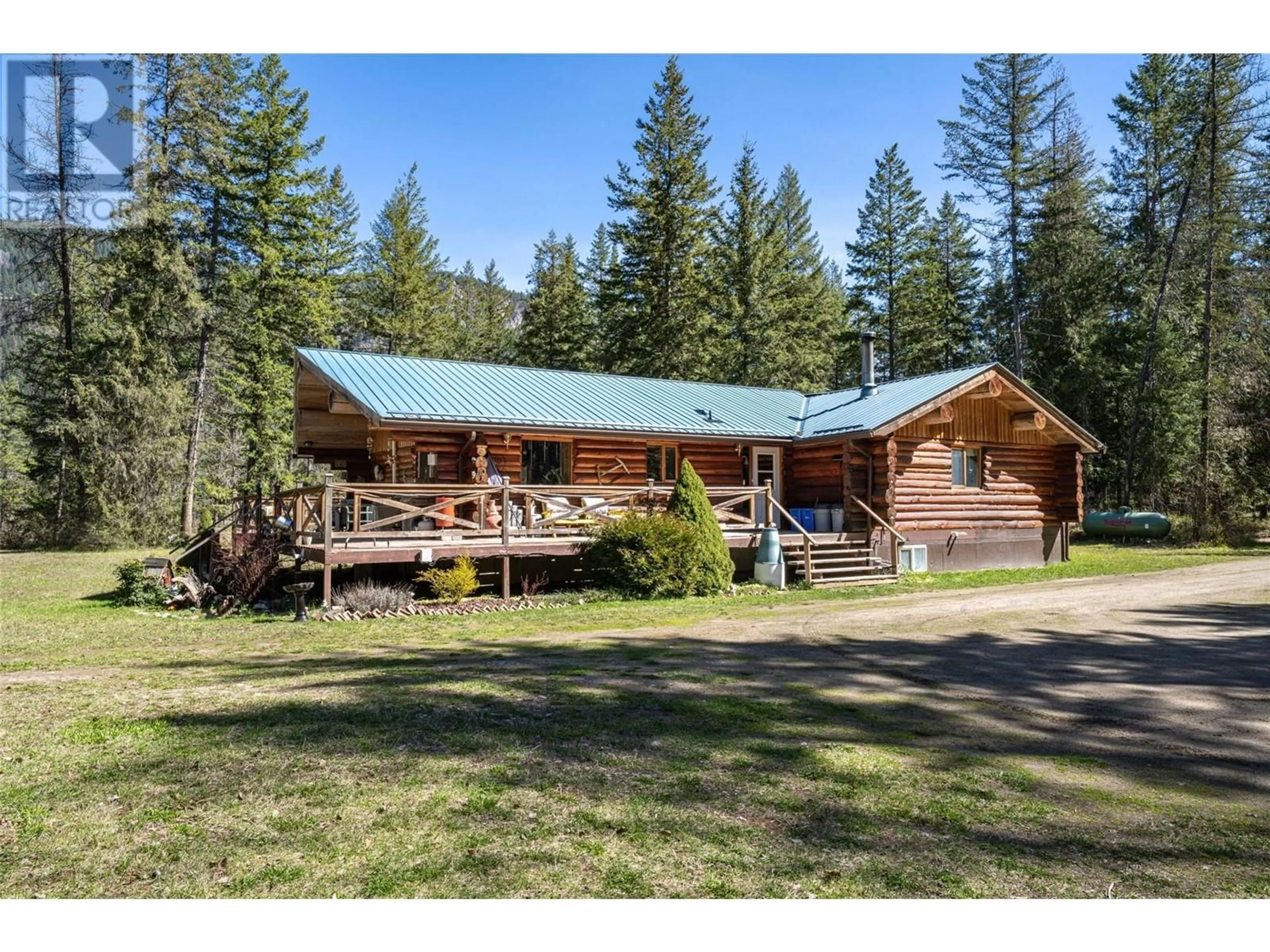A pic from outside/outdoor area/front of a property/back of a property/a pic from drone, unknown for 1474 6 HIGHWAY, Cherryville British Columbia V0E2G1