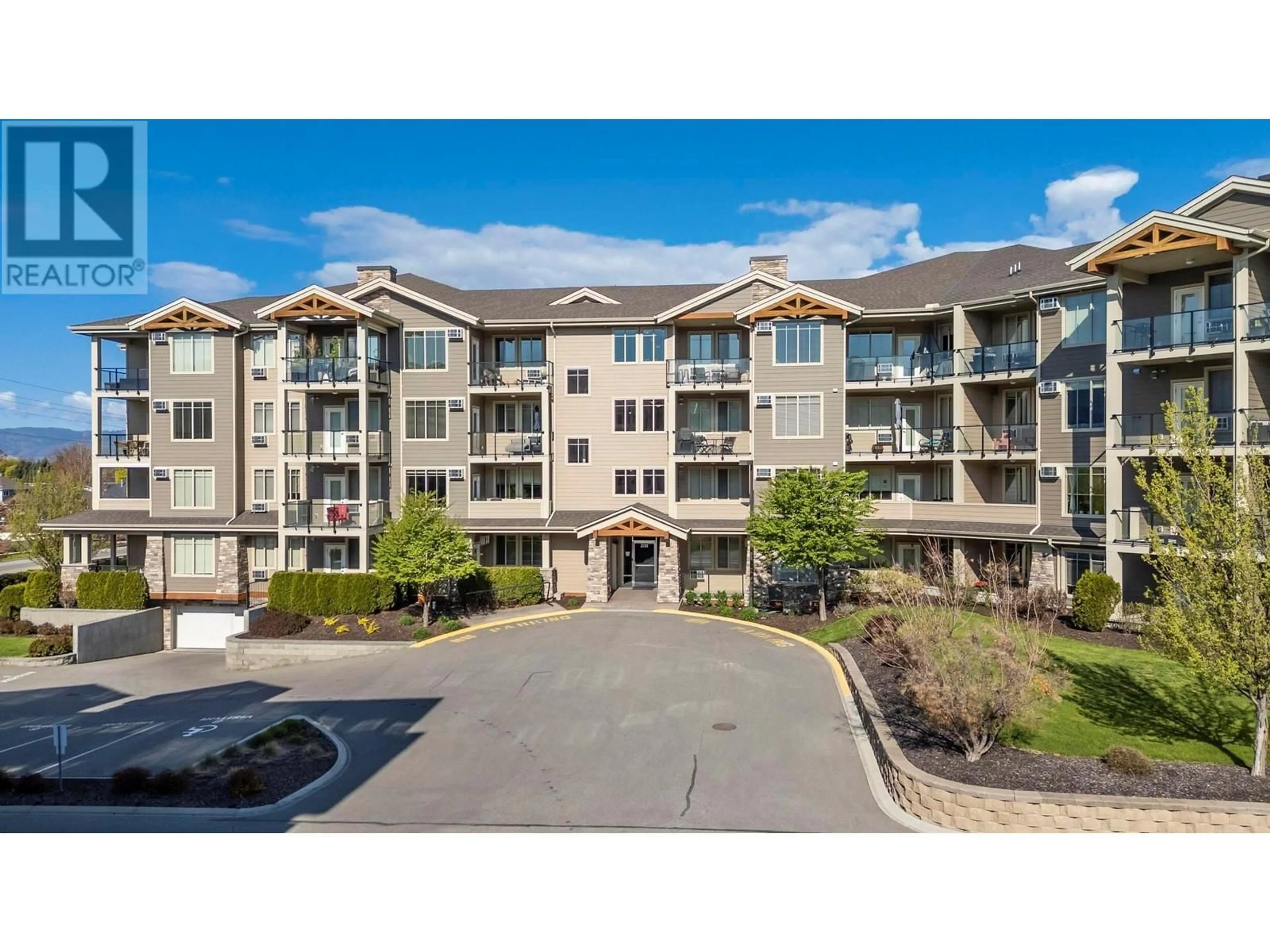 A pic from outside/outdoor area/front of a property/back of a property/a pic from drone, unknown for 316 - 3731 CASORSO ROAD, Kelowna British Columbia V1W5E9