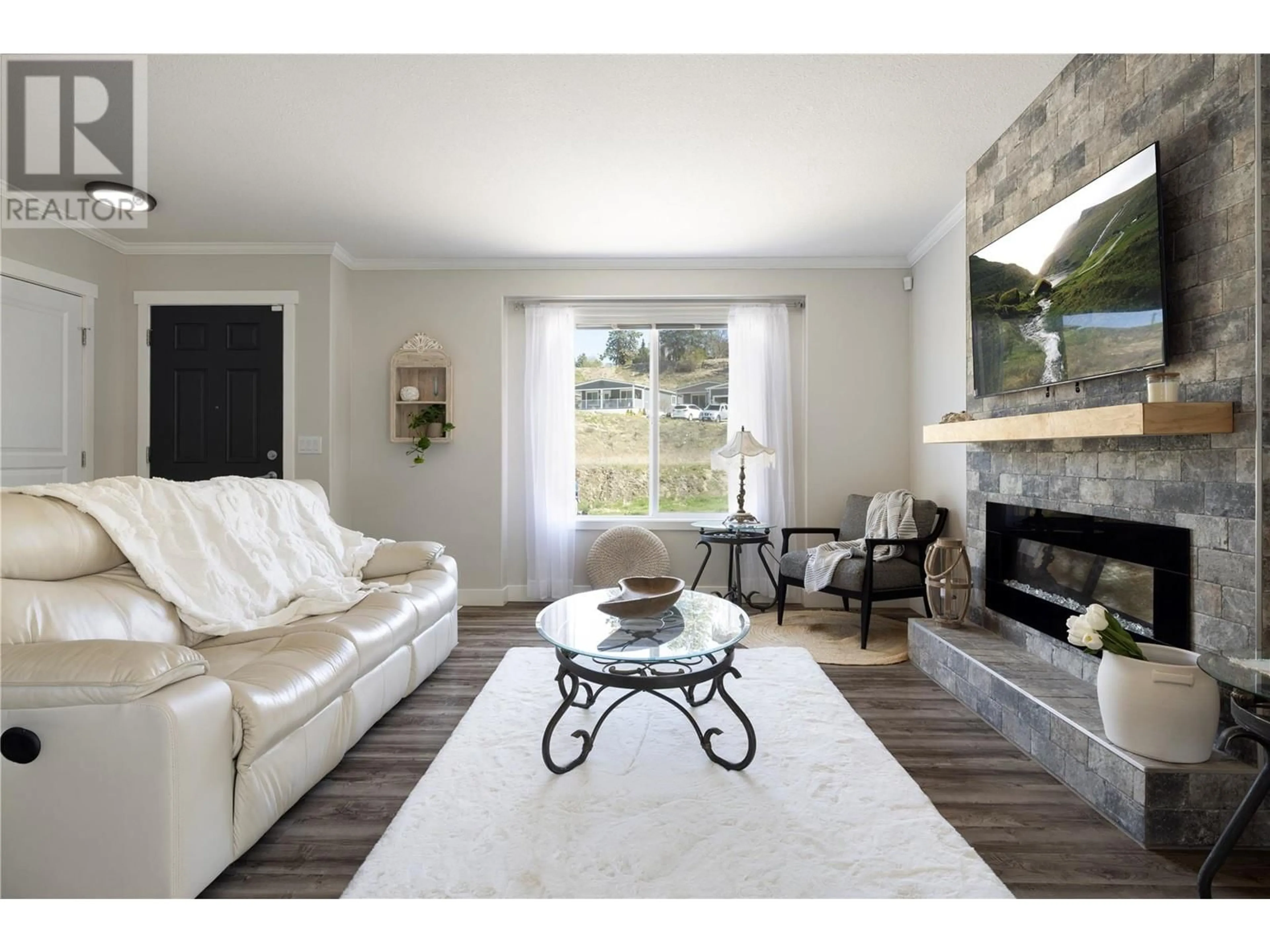 Living room with furniture, unknown for 80 - 1835 NANCEE WAY COURT, West Kelowna British Columbia V1Z4C1