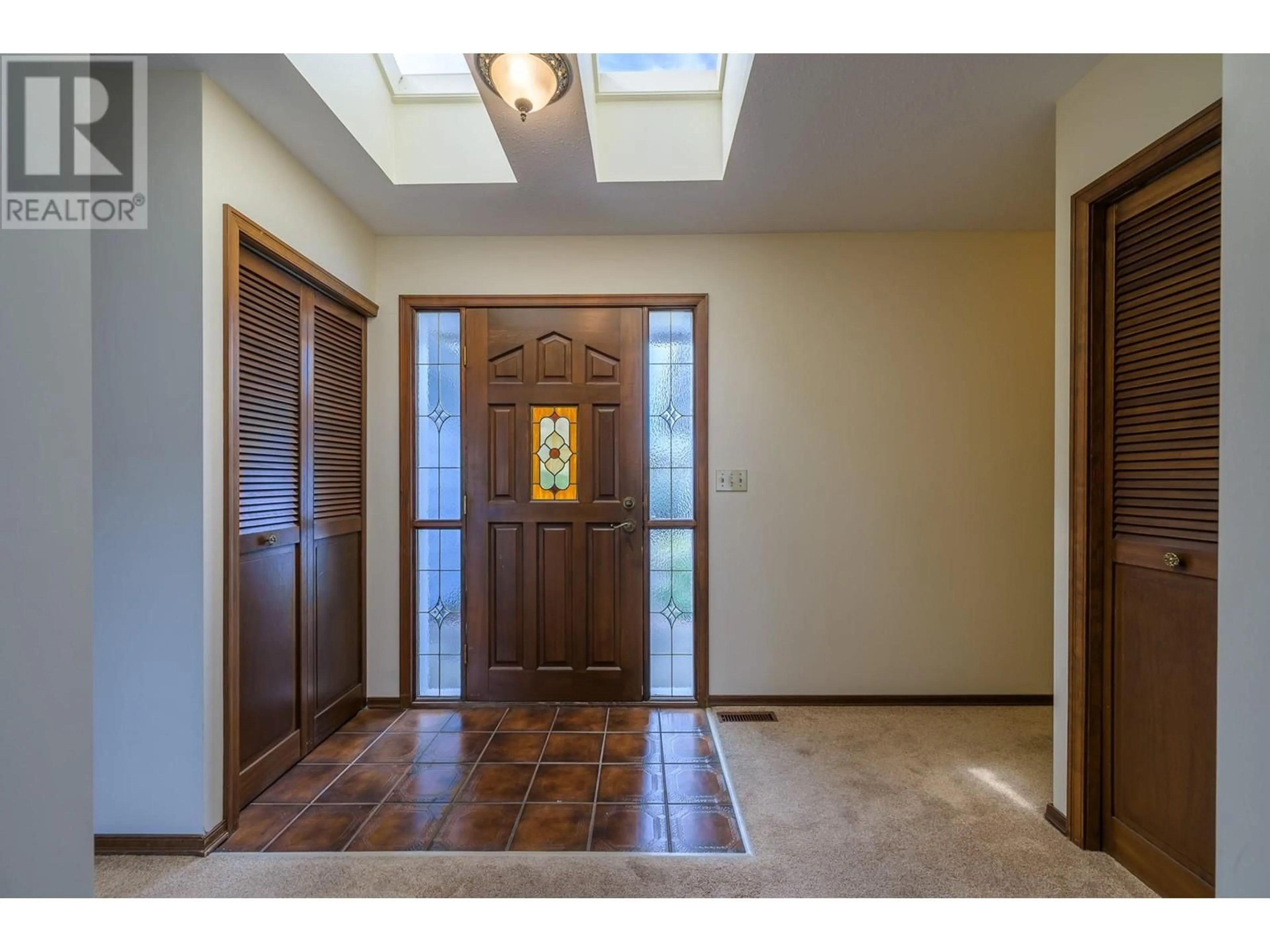 Indoor entryway for 895 NICOLANI DRIVE, Kamloops British Columbia V2B8C6