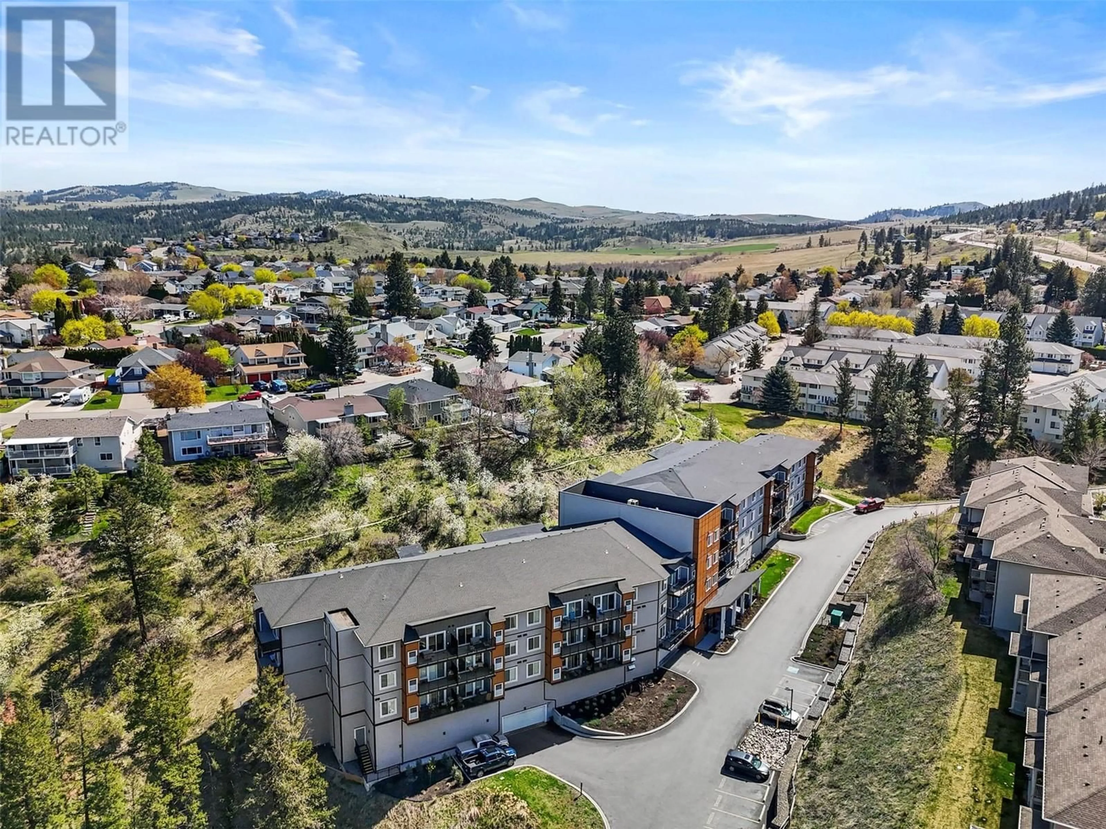 A pic from outside/outdoor area/front of a property/back of a property/a pic from drone, mountain view for 305 - 2046 ROBSON PLACE, Kamloops British Columbia V2E0A5