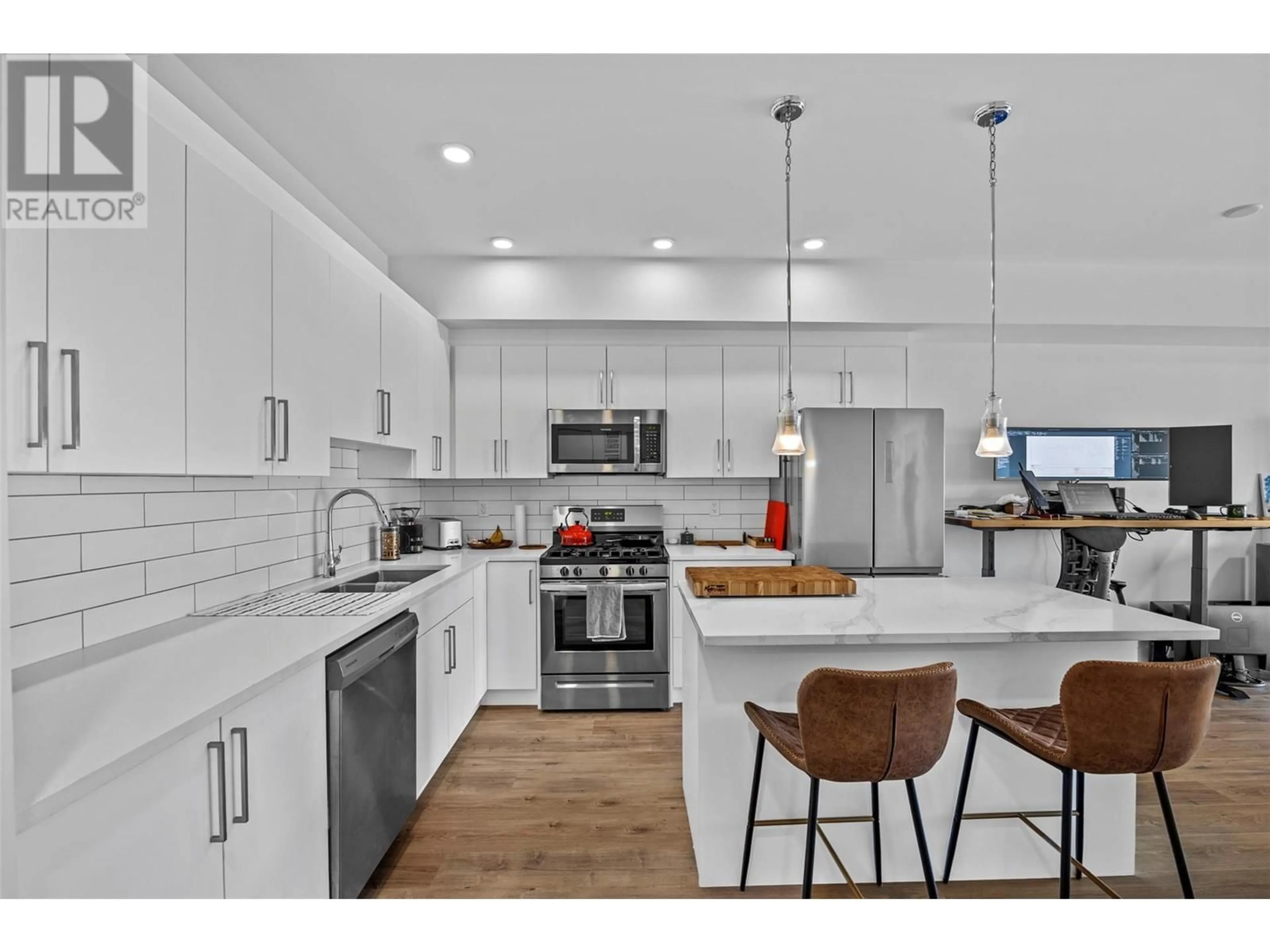 Open concept kitchen, ceramic/tile floor for 305 - 2046 ROBSON PLACE, Kamloops British Columbia V2E0A5