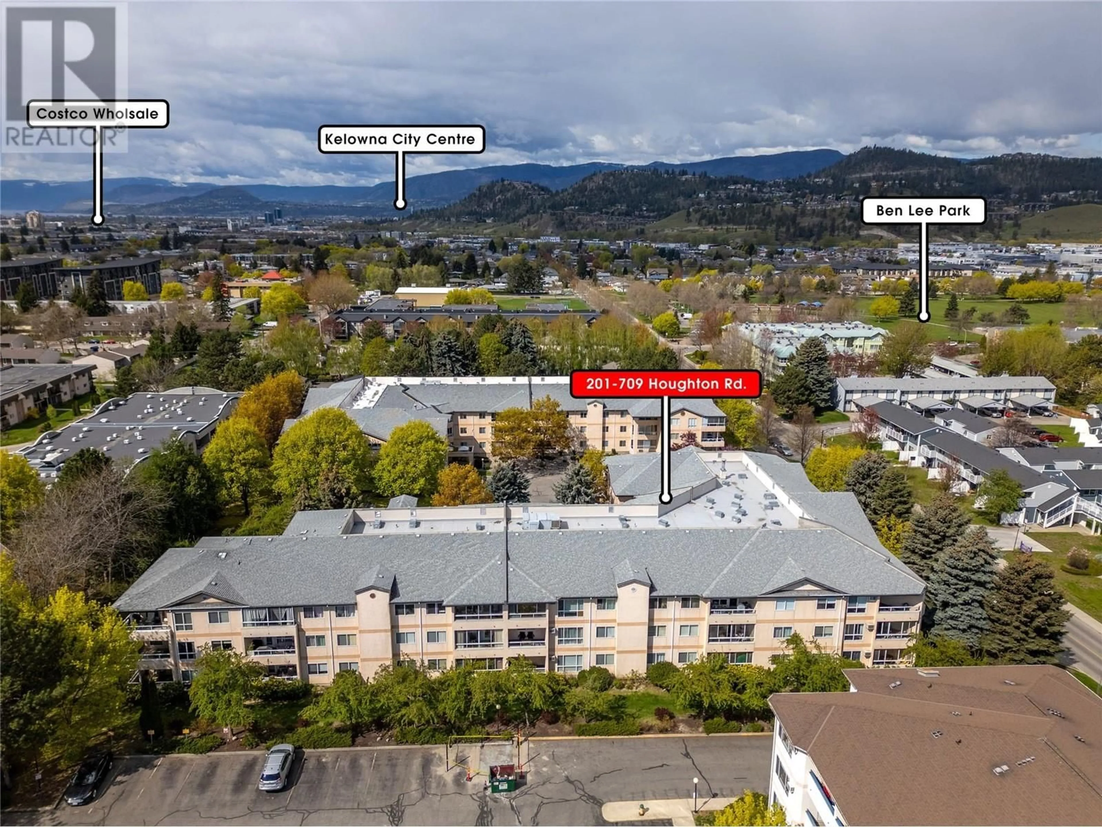 A pic from outside/outdoor area/front of a property/back of a property/a pic from drone, city buildings view from balcony for 201 - 709 HOUGHTON ROAD, Kelowna British Columbia V1X7J7