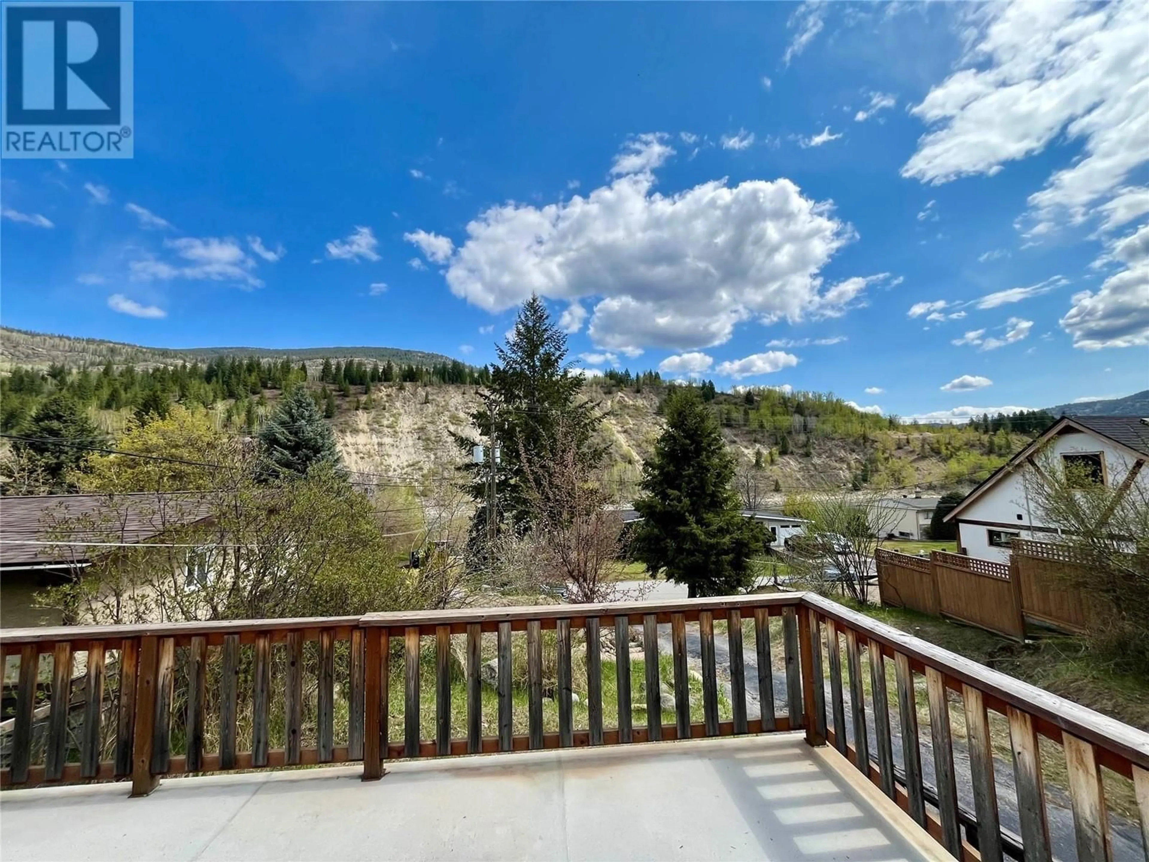 A pic from outside/outdoor area/front of a property/back of a property/a pic from drone, mountain view for 450 3RD AVENUE, Rivervale British Columbia V1R4V4