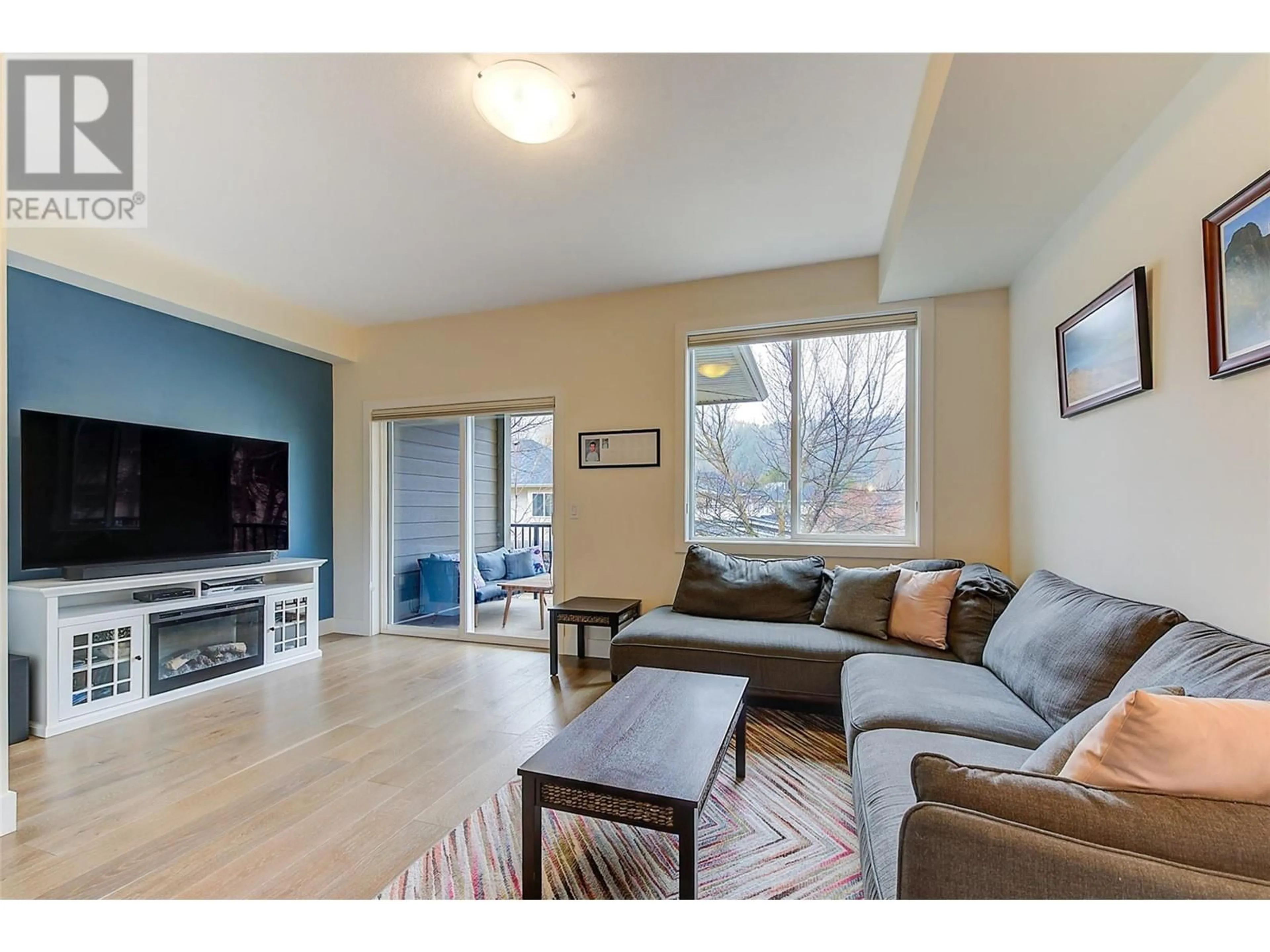 Living room with furniture, unknown for 42 - 300 DRYSDALE BOULEVARD, Kelowna British Columbia V1V1W9
