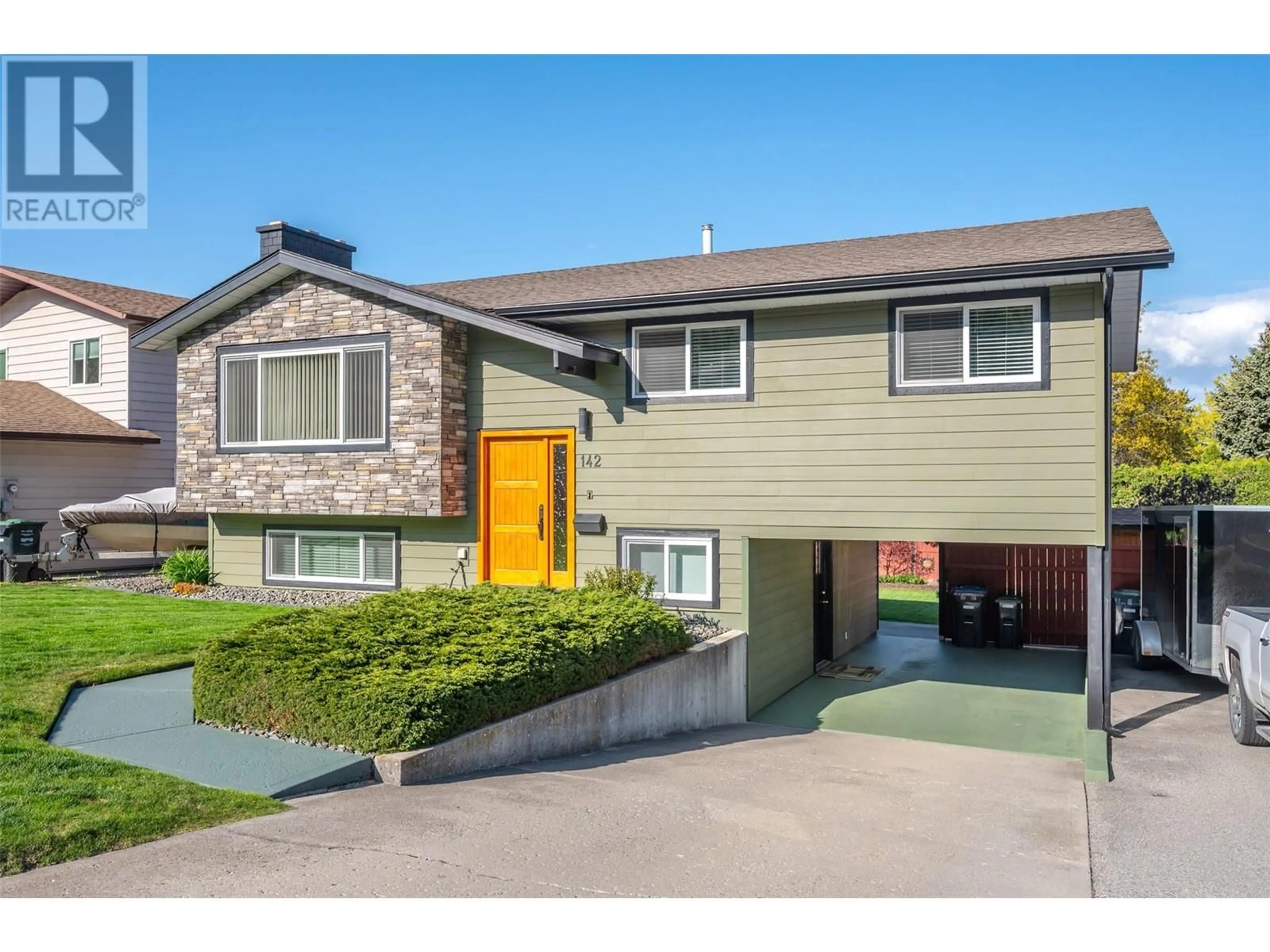 Home with vinyl exterior material, street for 142 CLELAND DRIVE, Penticton British Columbia V2A7G9