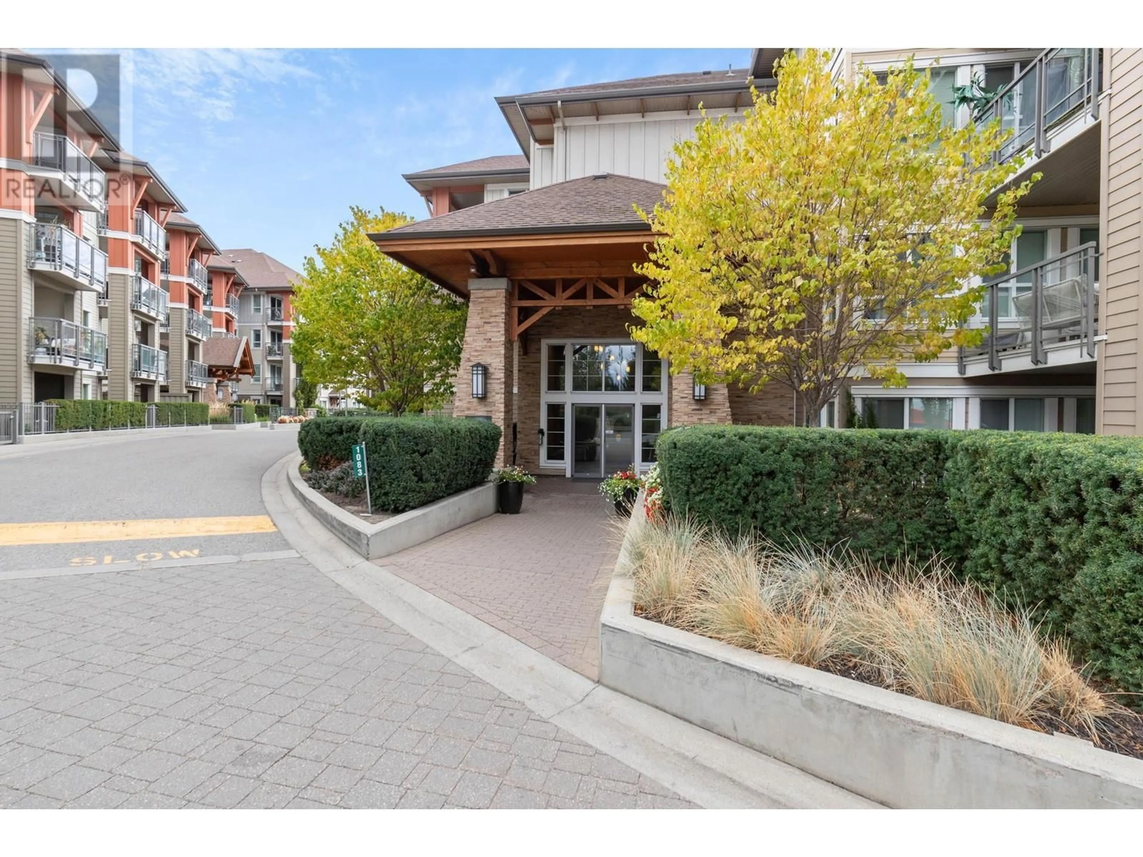 Unknown for 109 - 1083 SUNSET DRIVE, Kelowna British Columbia V1Y9Z1
