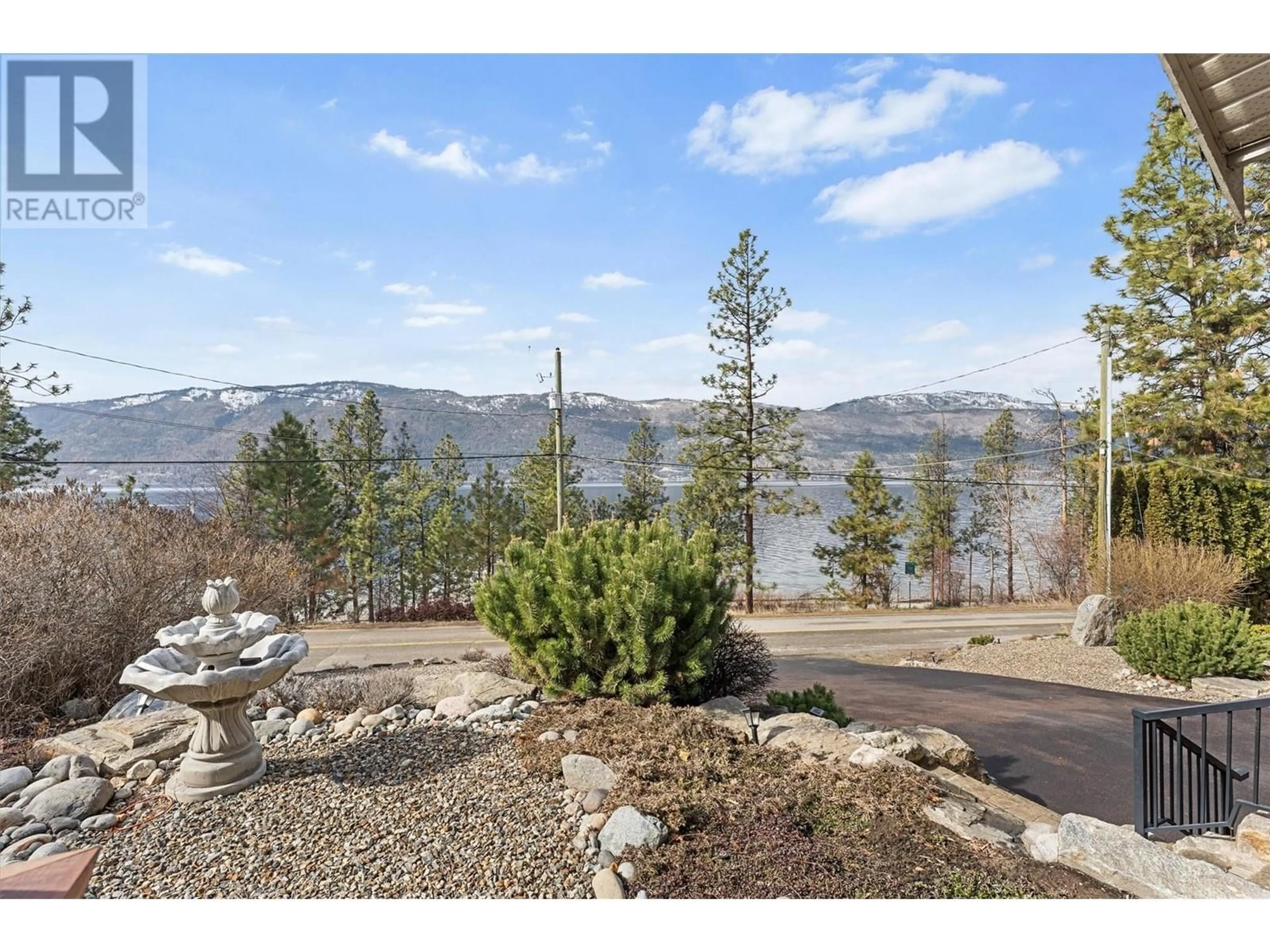 Unknown for 10627 OKANAGAN CENTRE ROAD WEST, Lake Country British Columbia V4V2H8