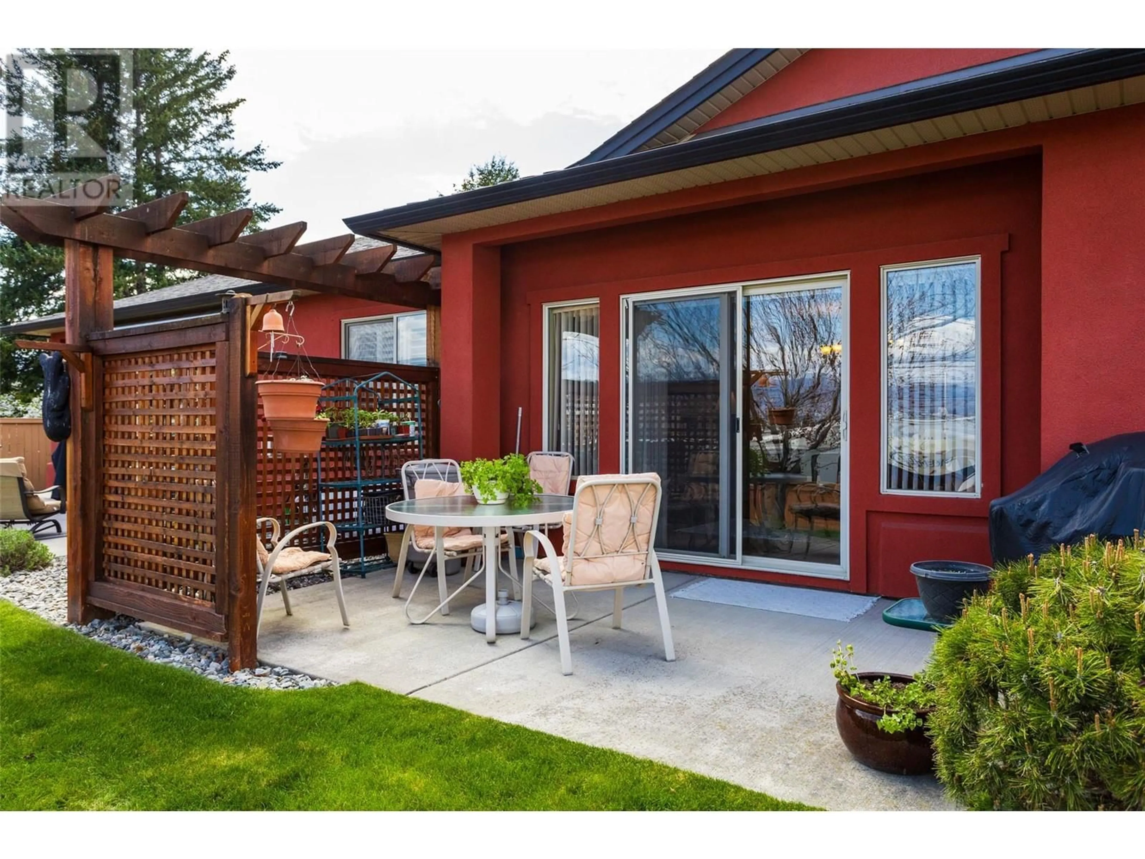 Patio, street for 3819 SONOMA PINES DRIVE, West Kelowna British Columbia V4T2Z5