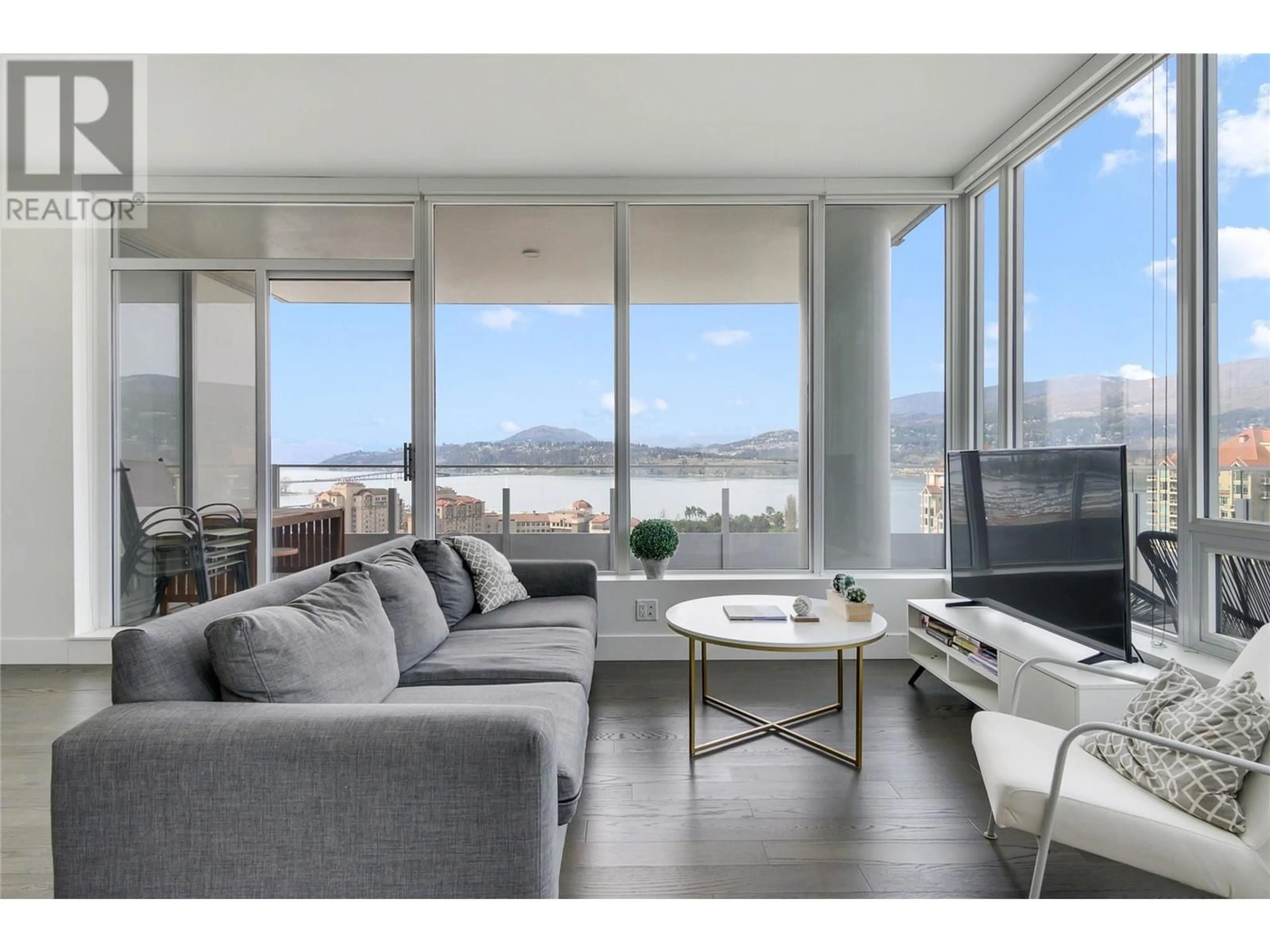 Living room with furniture, unknown for 1505 - 1191 SUNSET DRIVE, Kelowna British Columbia V1Y0J4