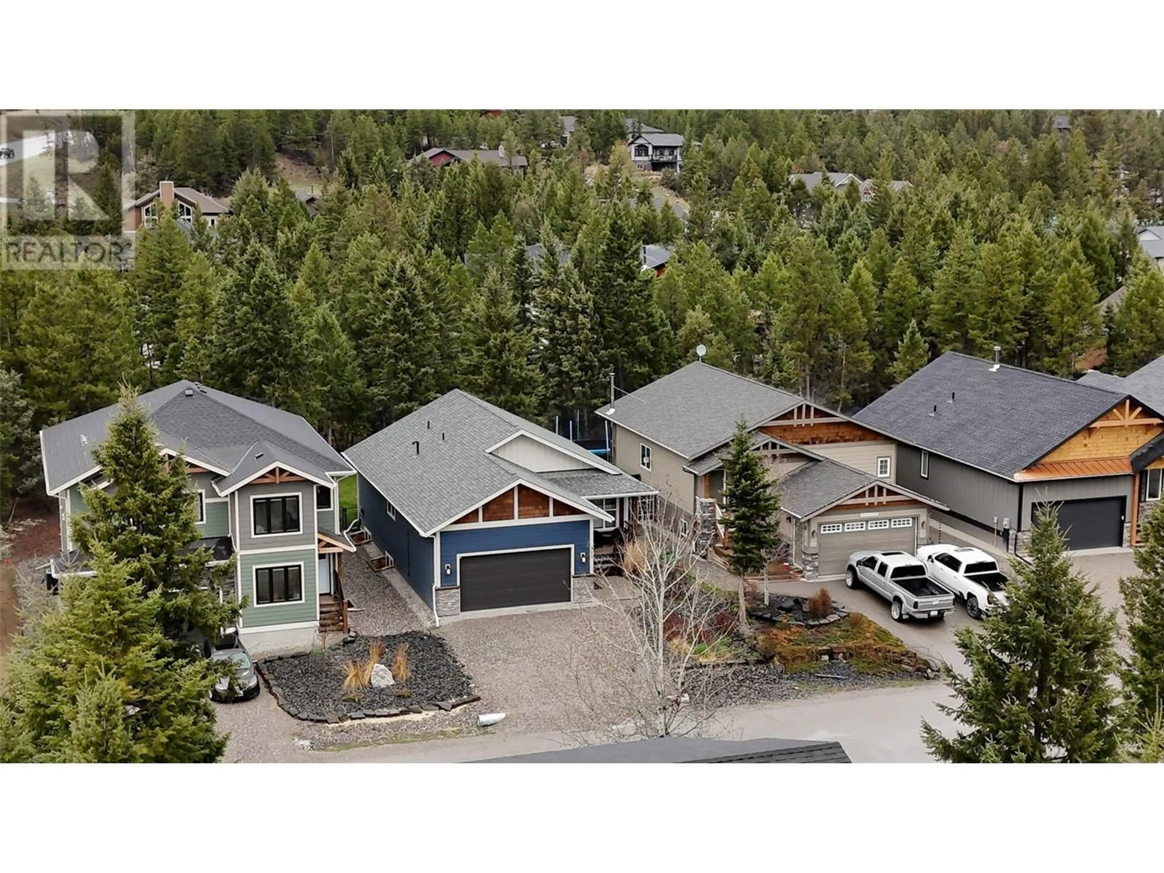 A pic from outside/outdoor area/front of a property/back of a property/a pic from drone, unknown for 959 COPPER POINT WAY, Invermere British Columbia V0A1K3