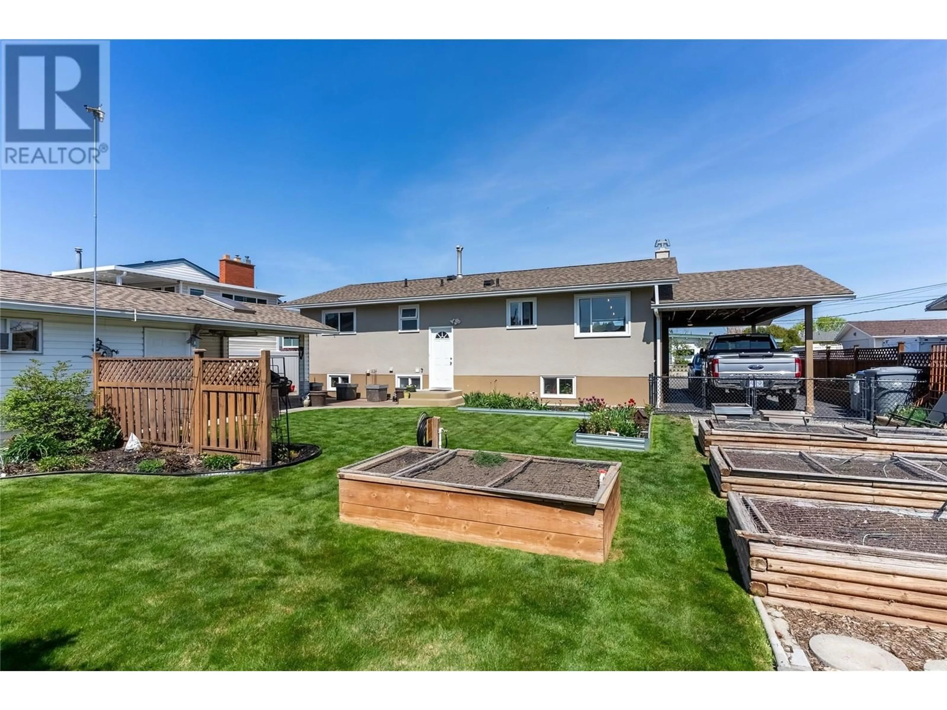 Unknown for 643 CUMBERLAND AVENUE, Kamloops British Columbia V2B1Z1