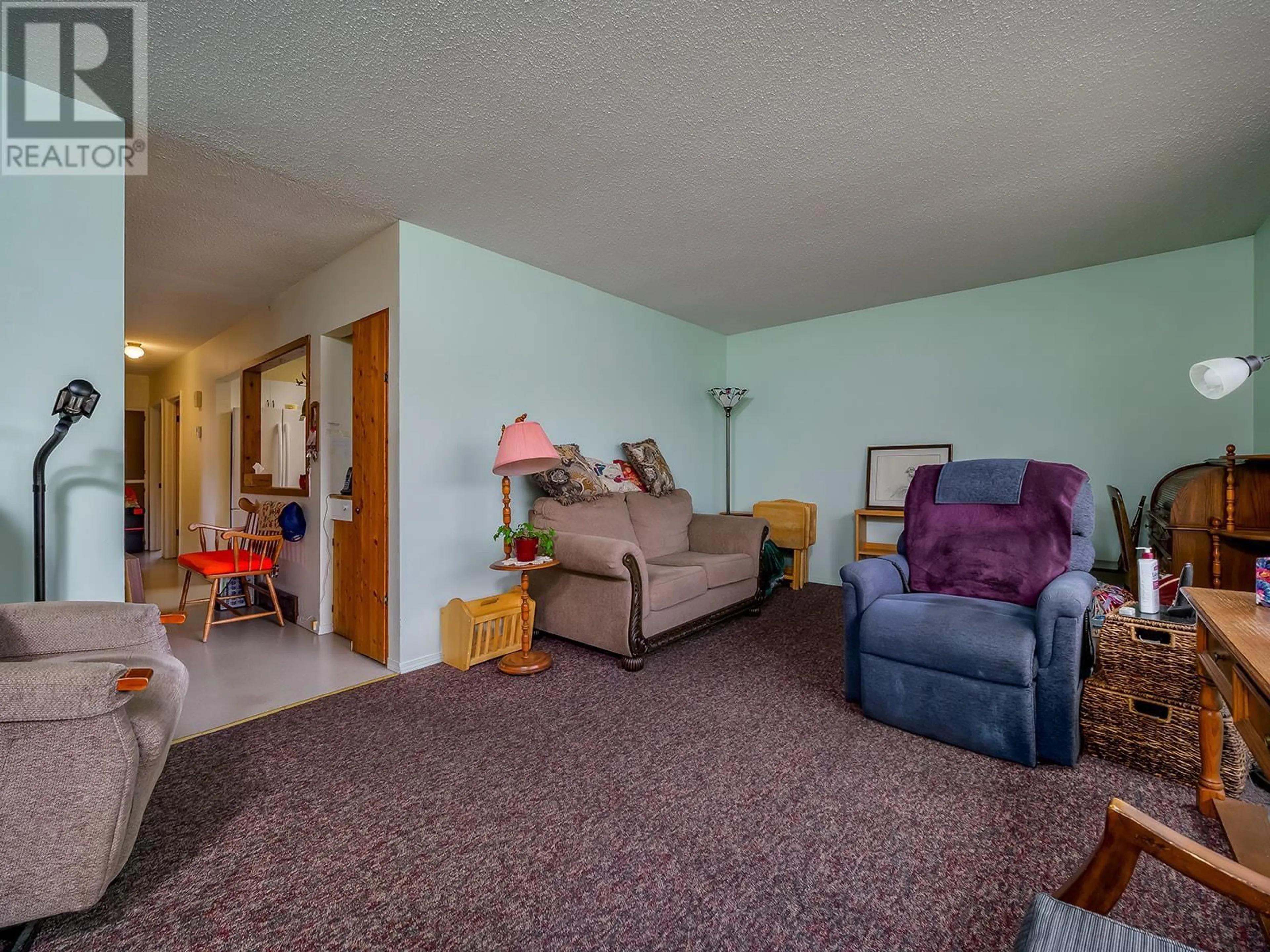Living room with furniture, unknown for 1204 ALEXANDER DRIVE, Golden British Columbia V0A1H0