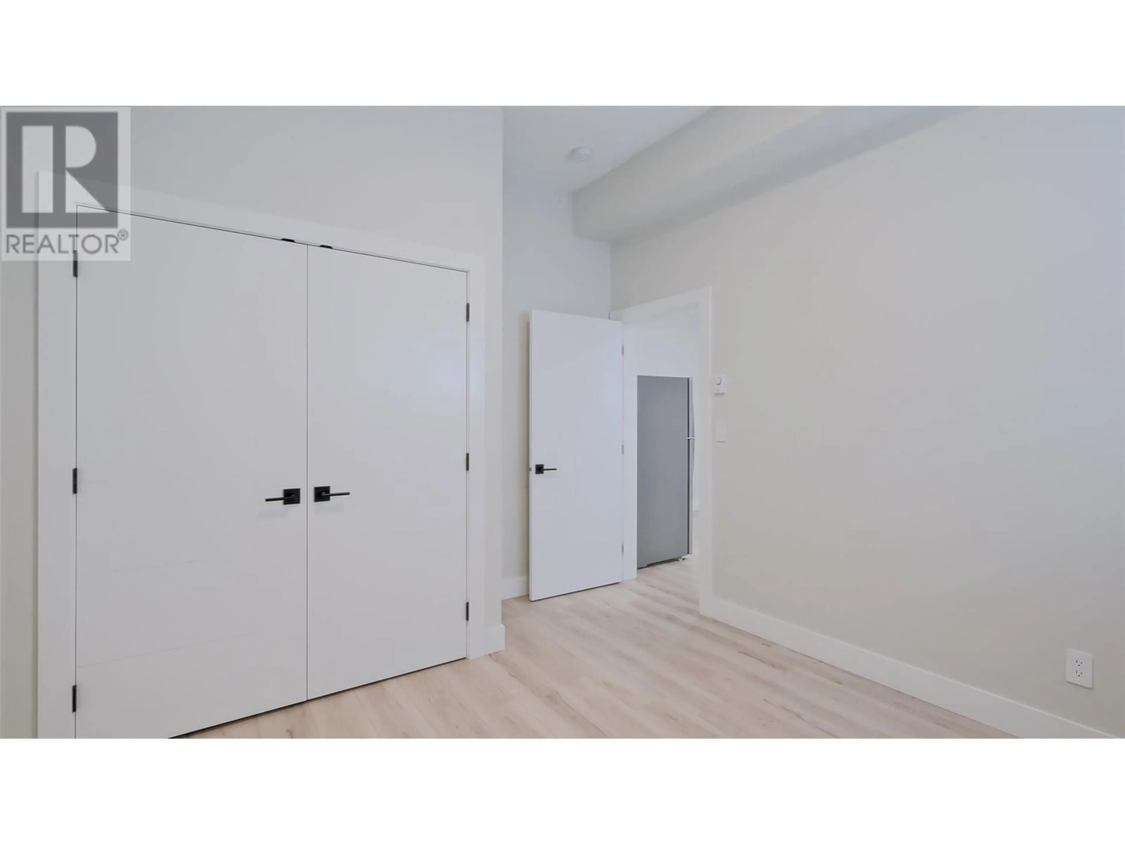 Unknown for 2264 LAVETTA DRIVE, Kelowna British Columbia V1P1V1