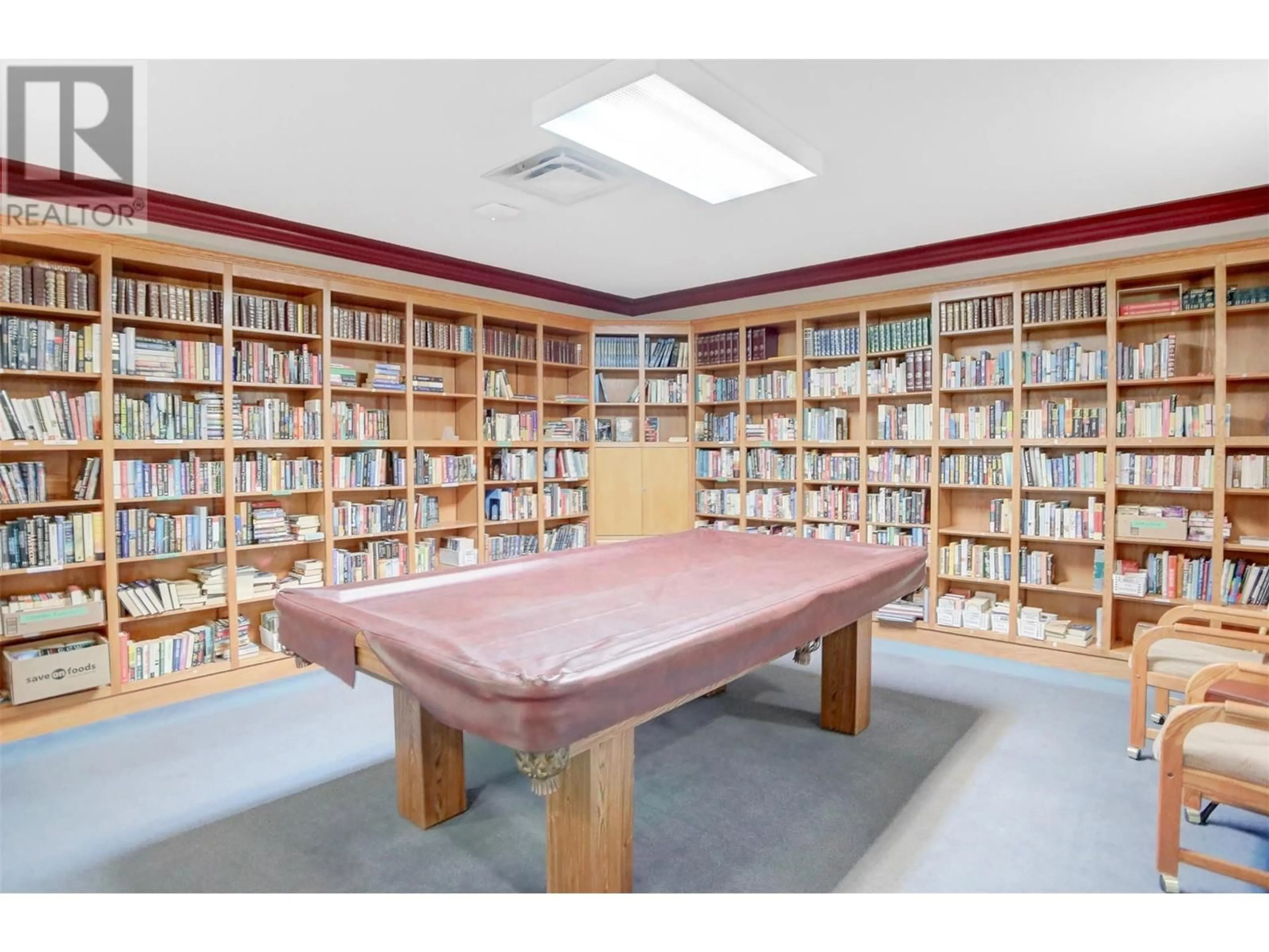 A pic of a room for 207 - 877 K.L.O. ROAD, Kelowna British Columbia V1Y9R1