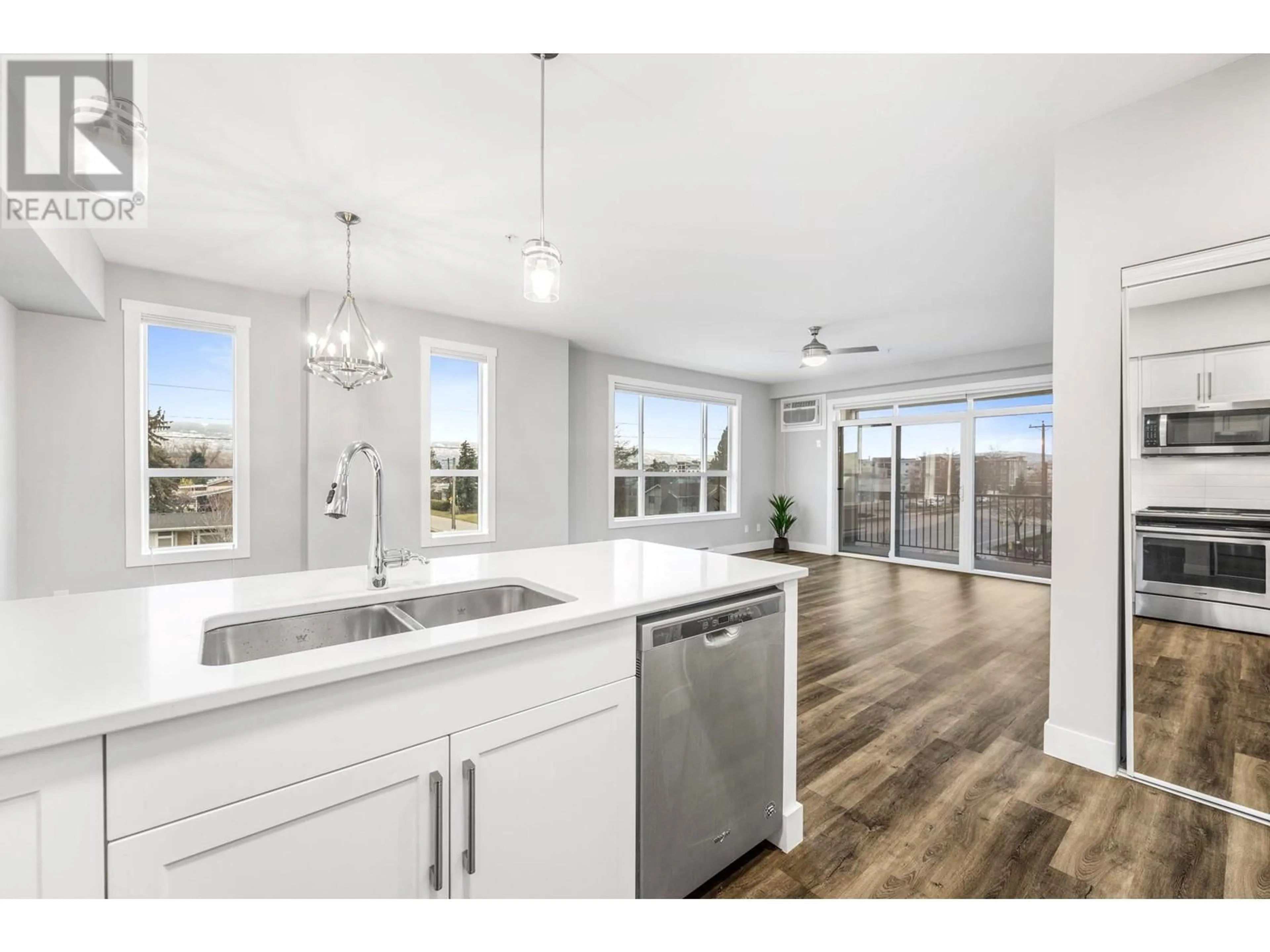 Open concept kitchen, unknown for 214 - 3090 BURTCH ROAD, Kelowna British Columbia V1W5G9