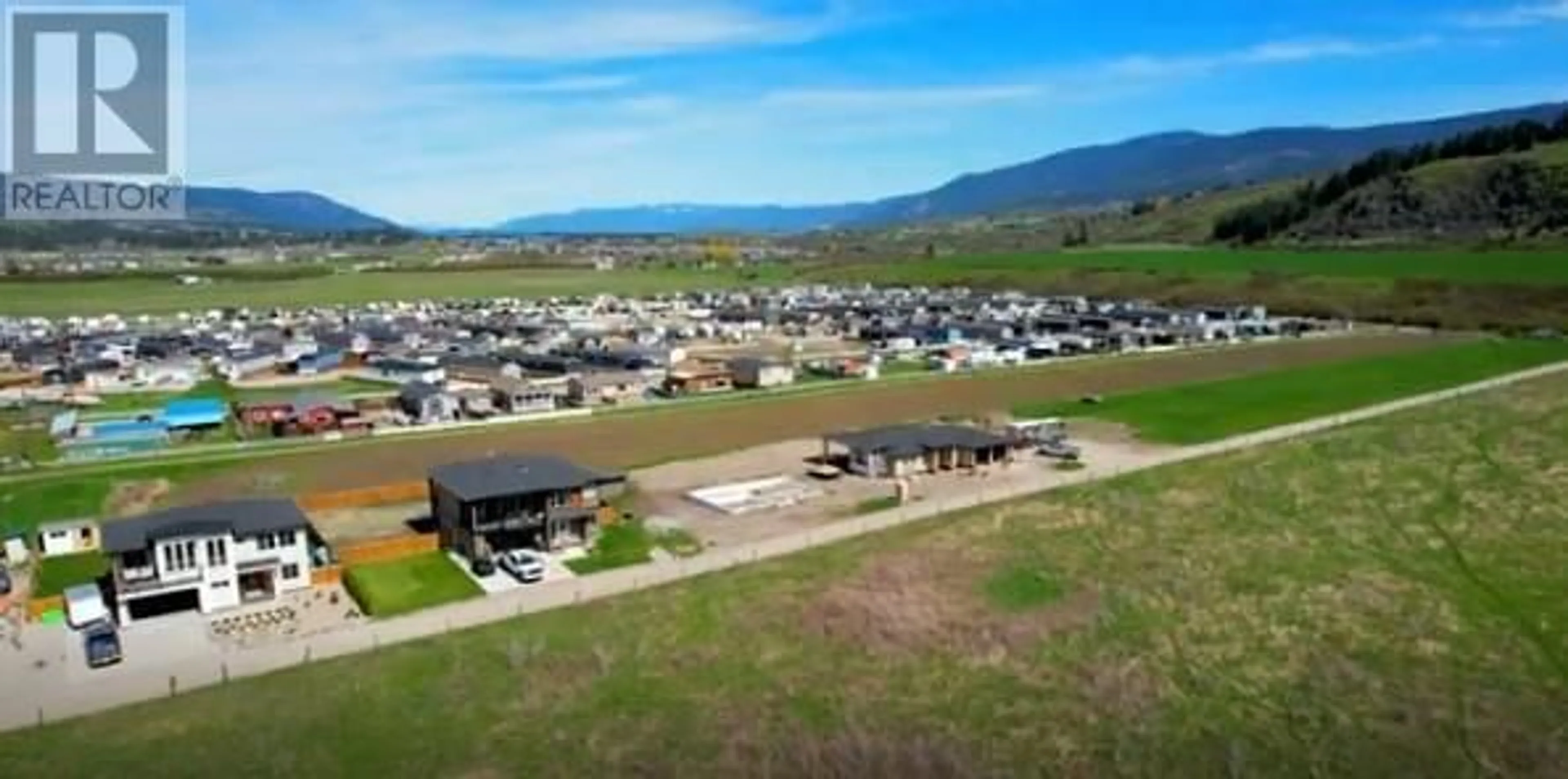 A pic from outside/outdoor area/front of a property/back of a property/a pic from drone, mountain view for 42 - 75 ANTOINE ROAD, Vernon British Columbia V1H2A3